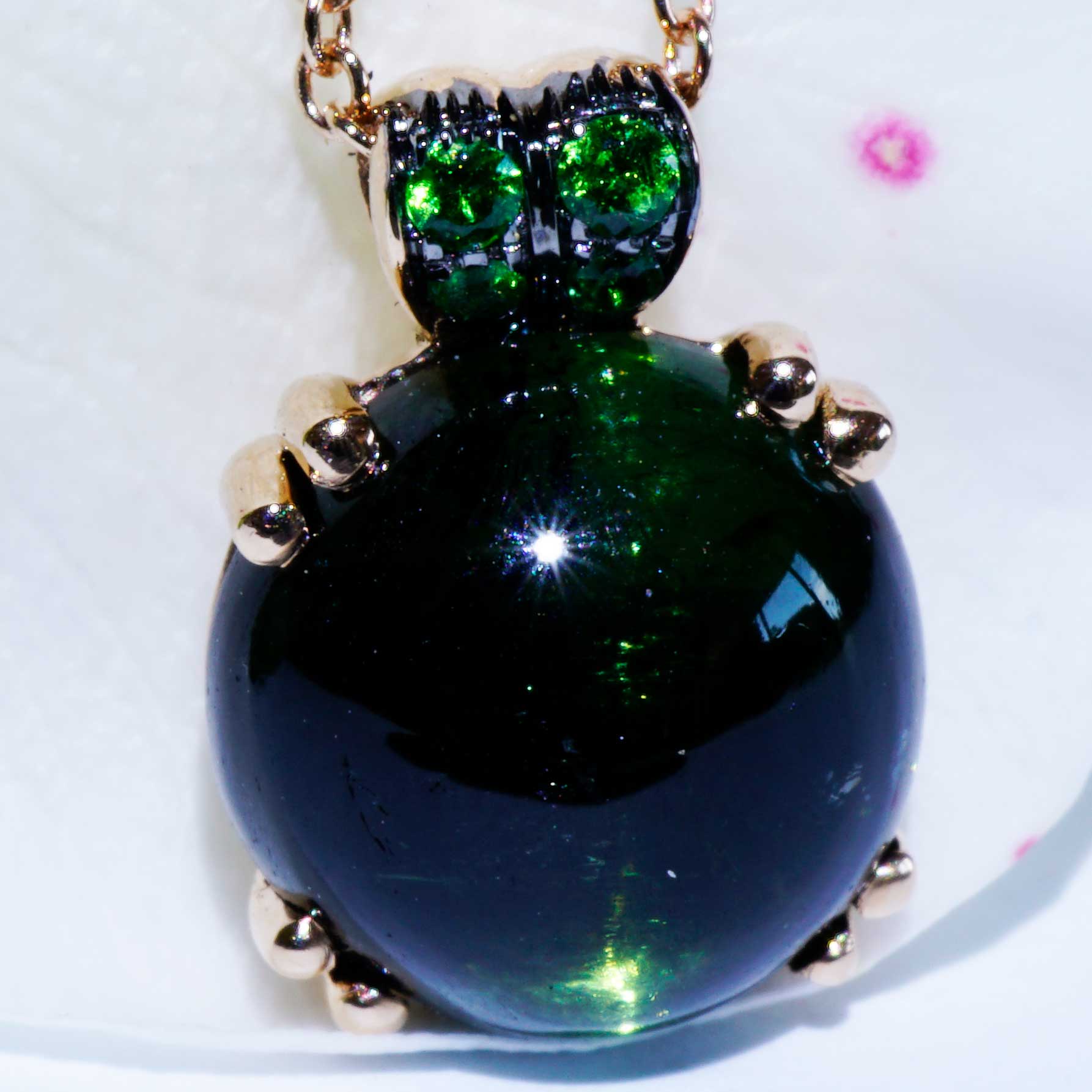 Tourmaline Tsavorite Pendant with Chain 750 Rose Gold... Bubbles.. round Gemstone Cabochons to fall in Love with