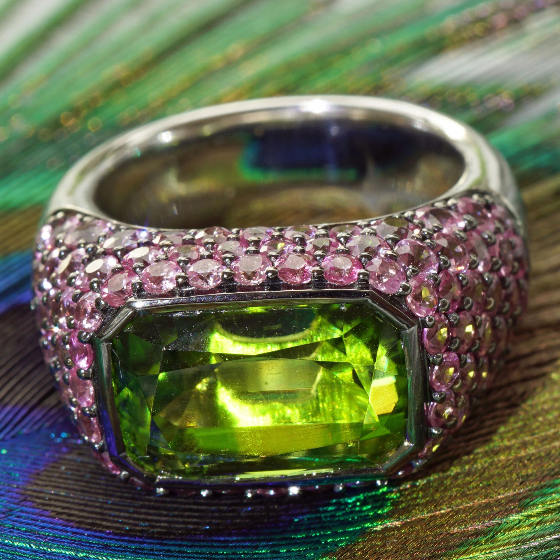 Peridot from Pakistan 9 ct Supat Mine a great Investment loupeclean Awesome Color