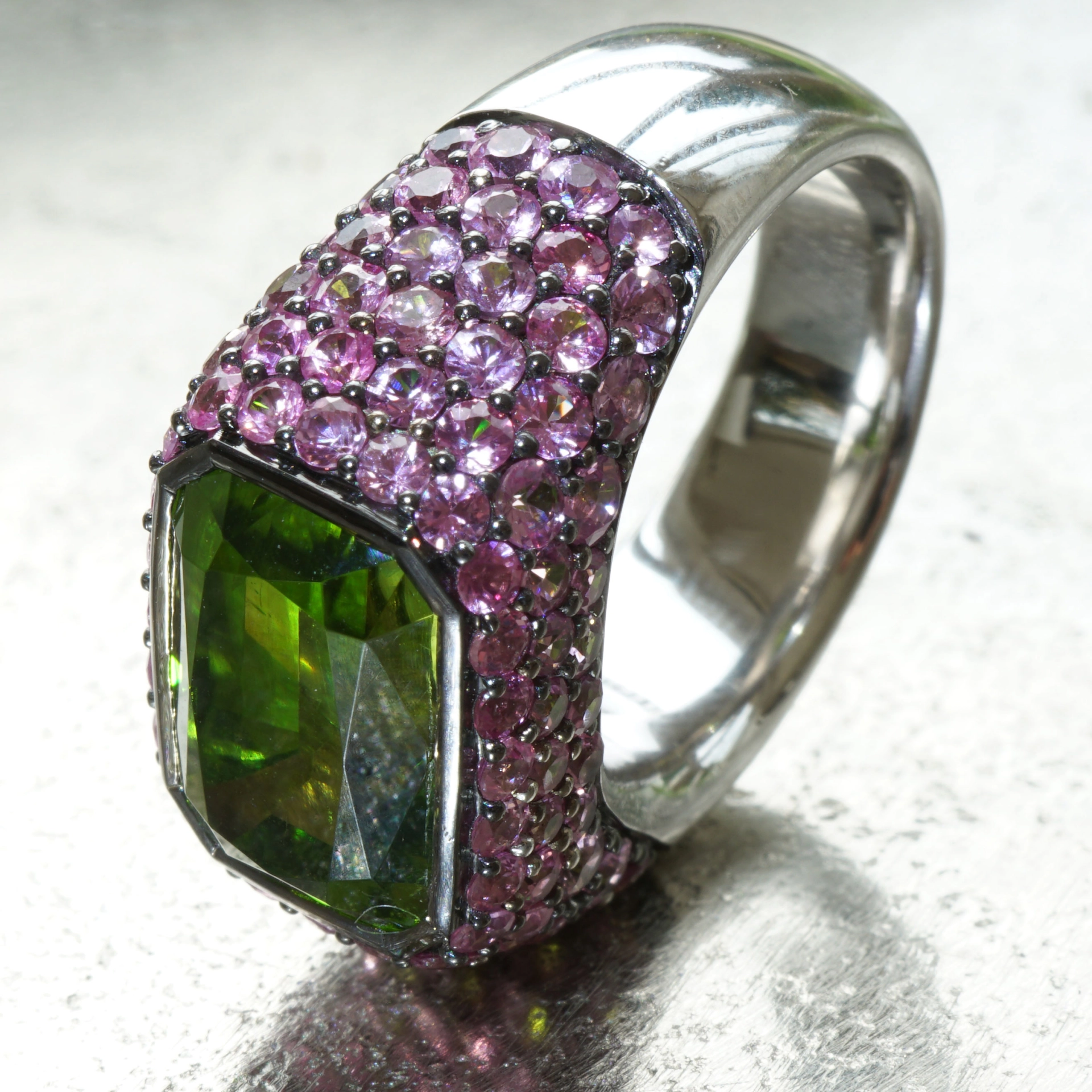 Peridot from Pakistan 9 ct Supat Mine a great Investment loupeclean Awesome Color