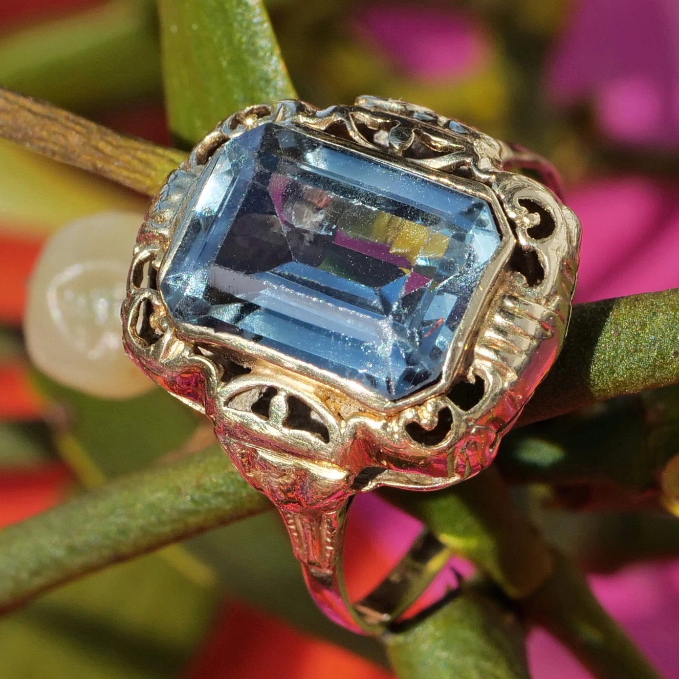 Ring Vintage 1950 Yellowgold 14 kt....from an inheritance