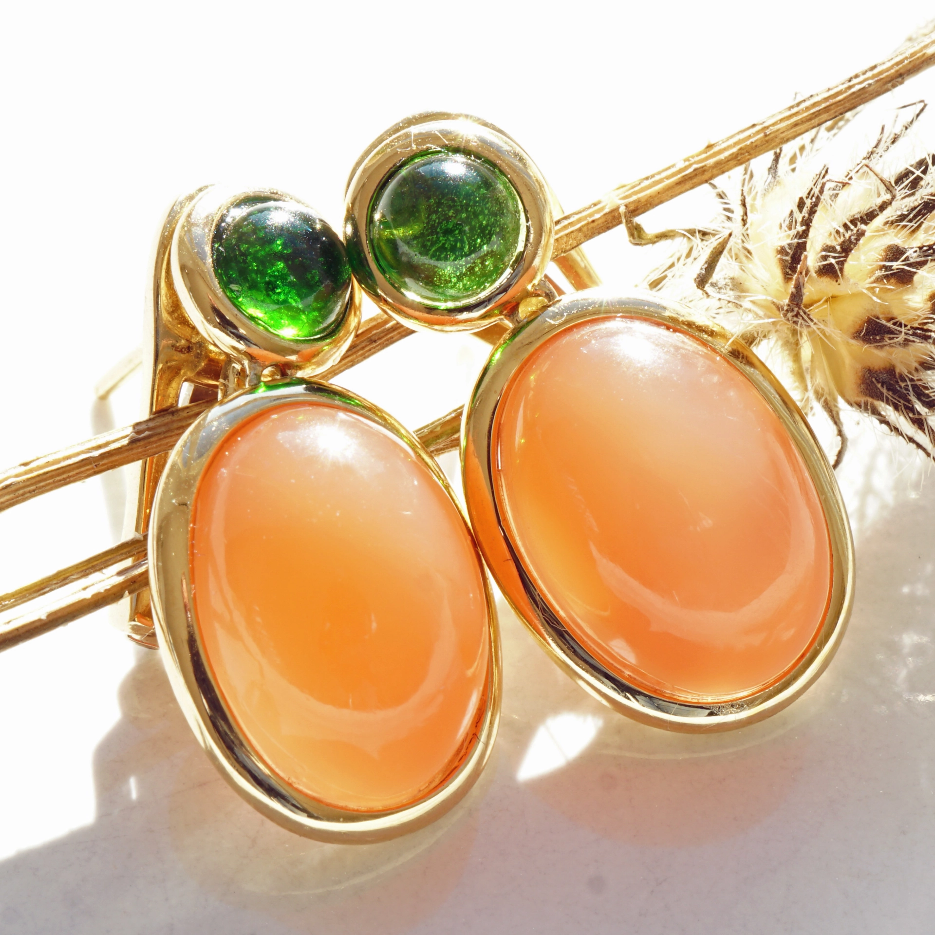 Moonstone Tourmaline Earrings 18 kt Yellowgold ....exquisite Gemstone