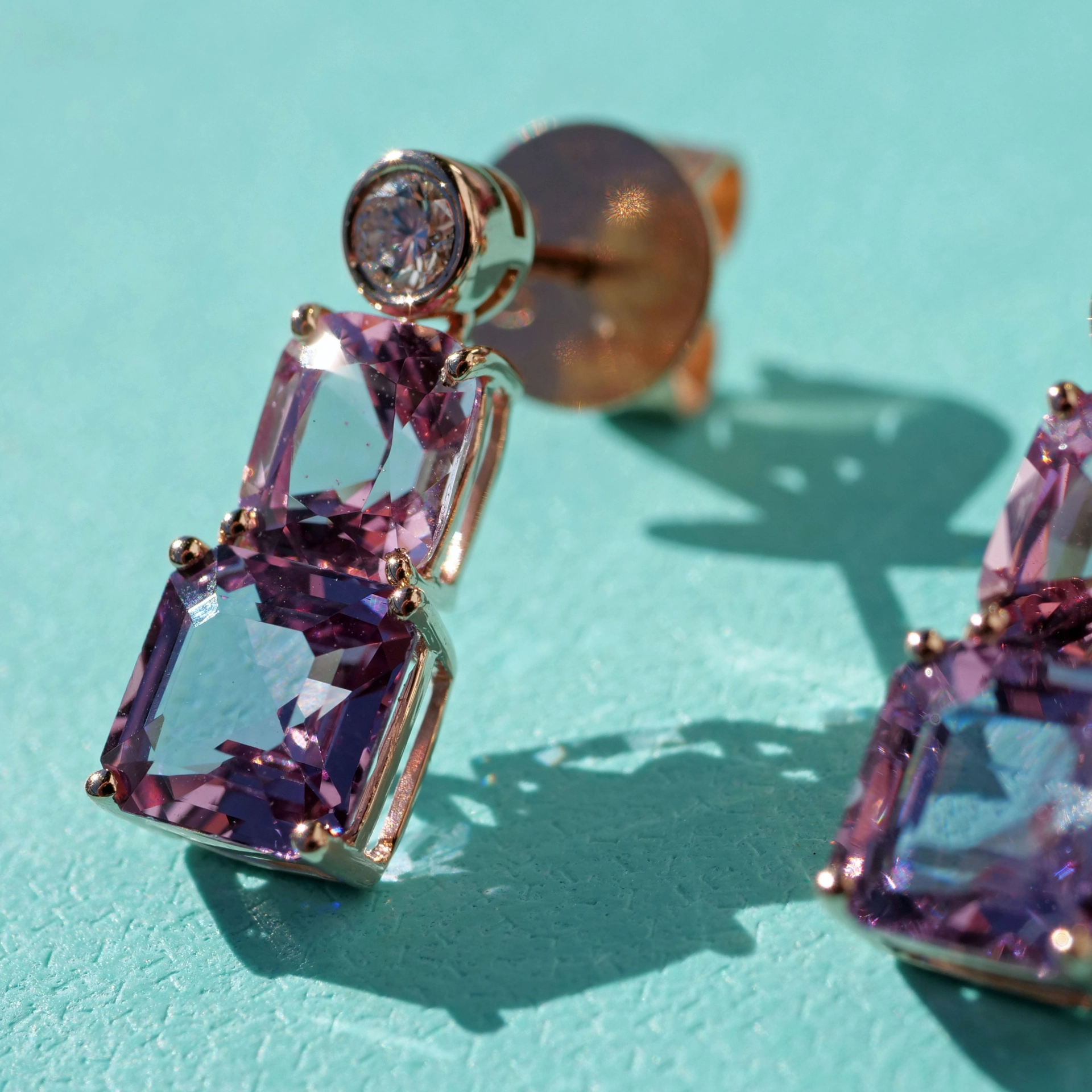 Spinell Brillant Ohrstecker Burma AAA lila pink AIG Expertise grazil und fein in 750er Rosegold