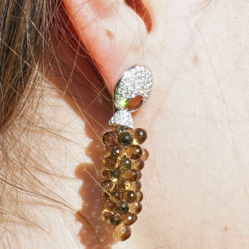 Diamond Smokey Quartz Earrings 18 kt Whitegold...exciting in the Shape of Grapes