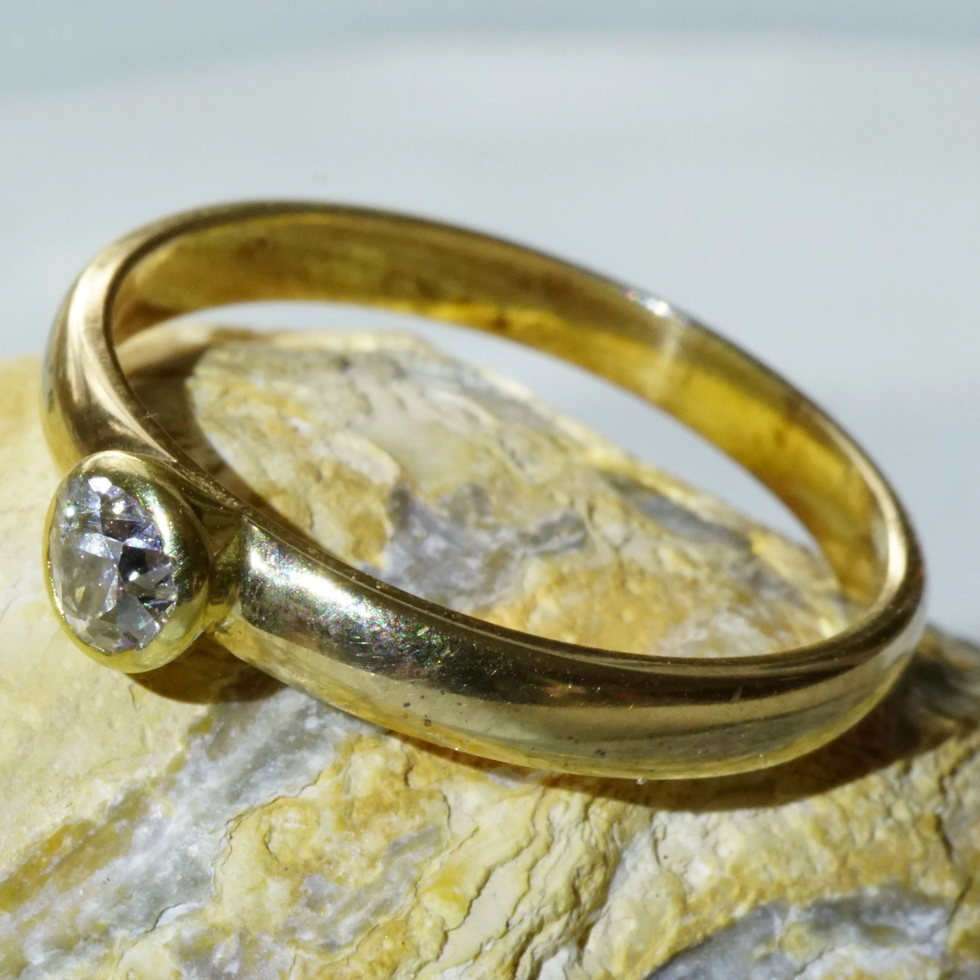 Oldcut Diamondl Ring 14 kt Gold...new Model