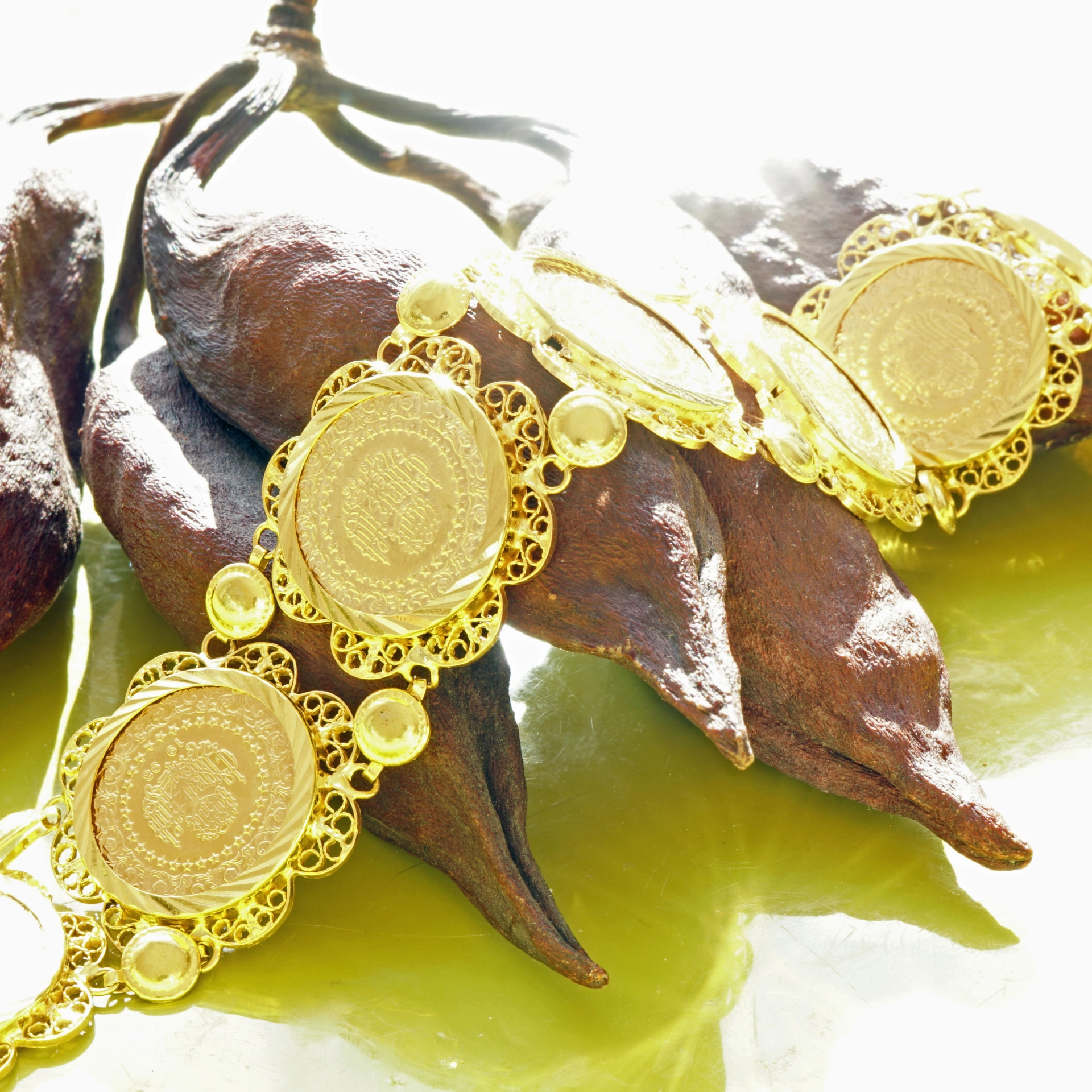 Coin Bracelet 916 Yellow Gold 32 Grams...perfect Gipsy Style