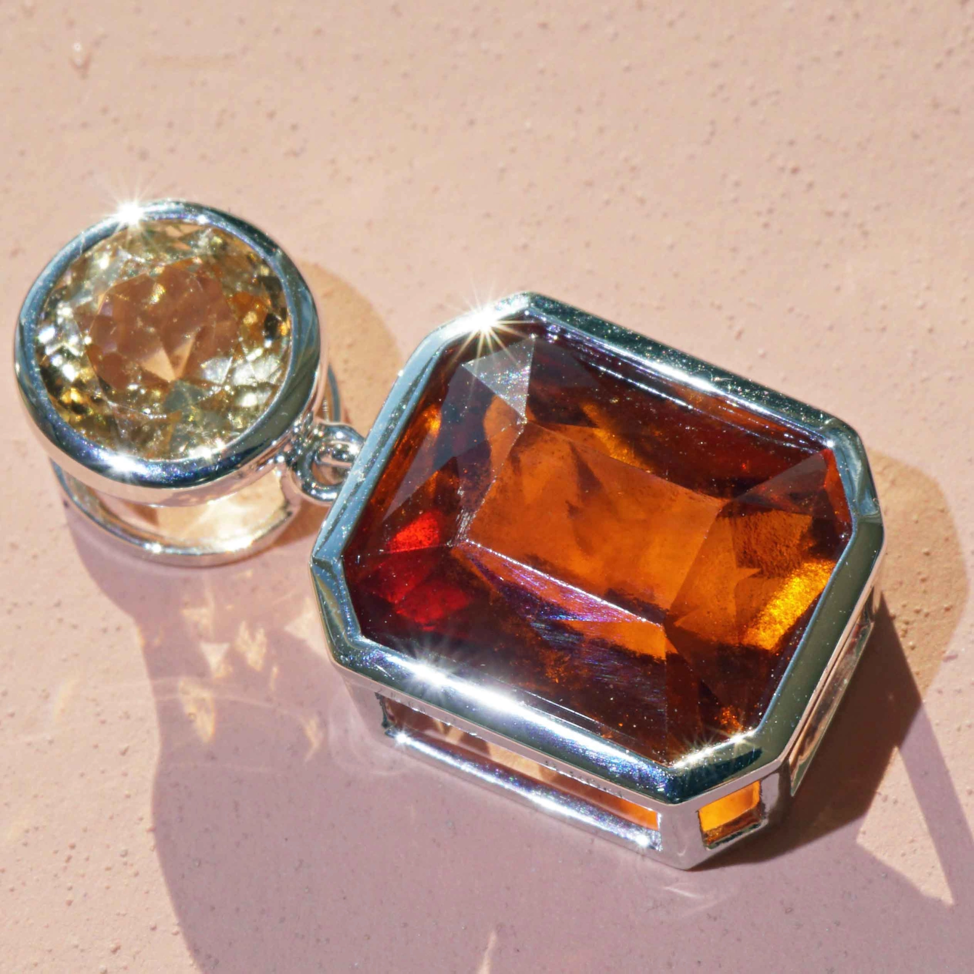 Neverseen this volcanic Color of Hessonit Garnet