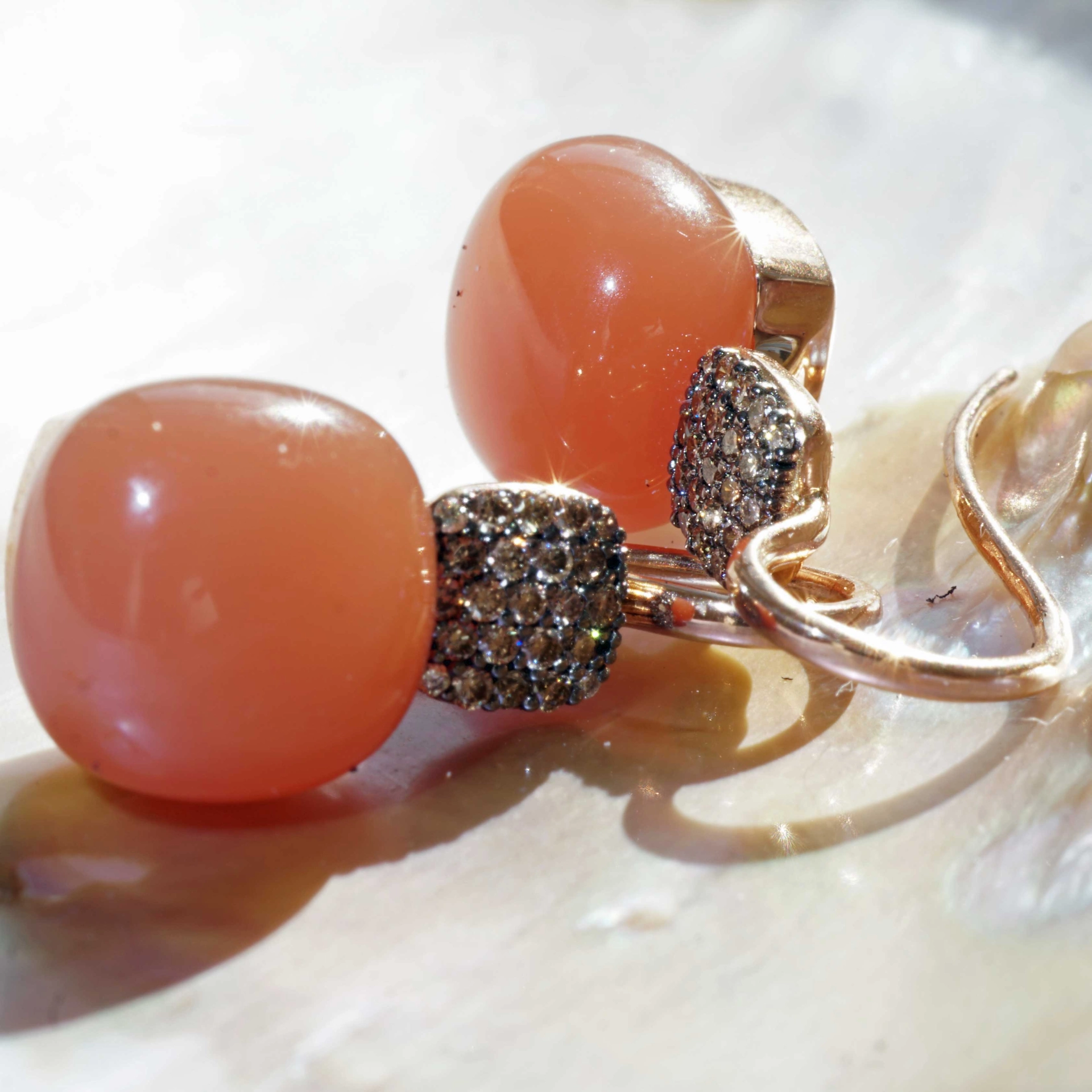 Moonstone Brilliant Earrings 18 kt Rose Gold...modern Design stunning 