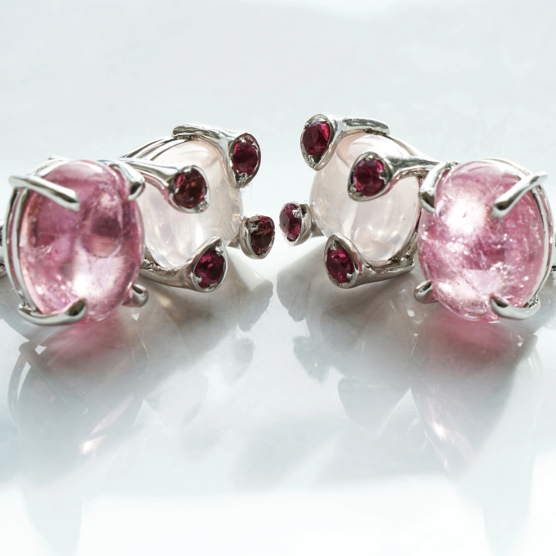 Spinel Tourmalin Rosequartz Earrings 18 kt Whitegold...rare electric pink Color