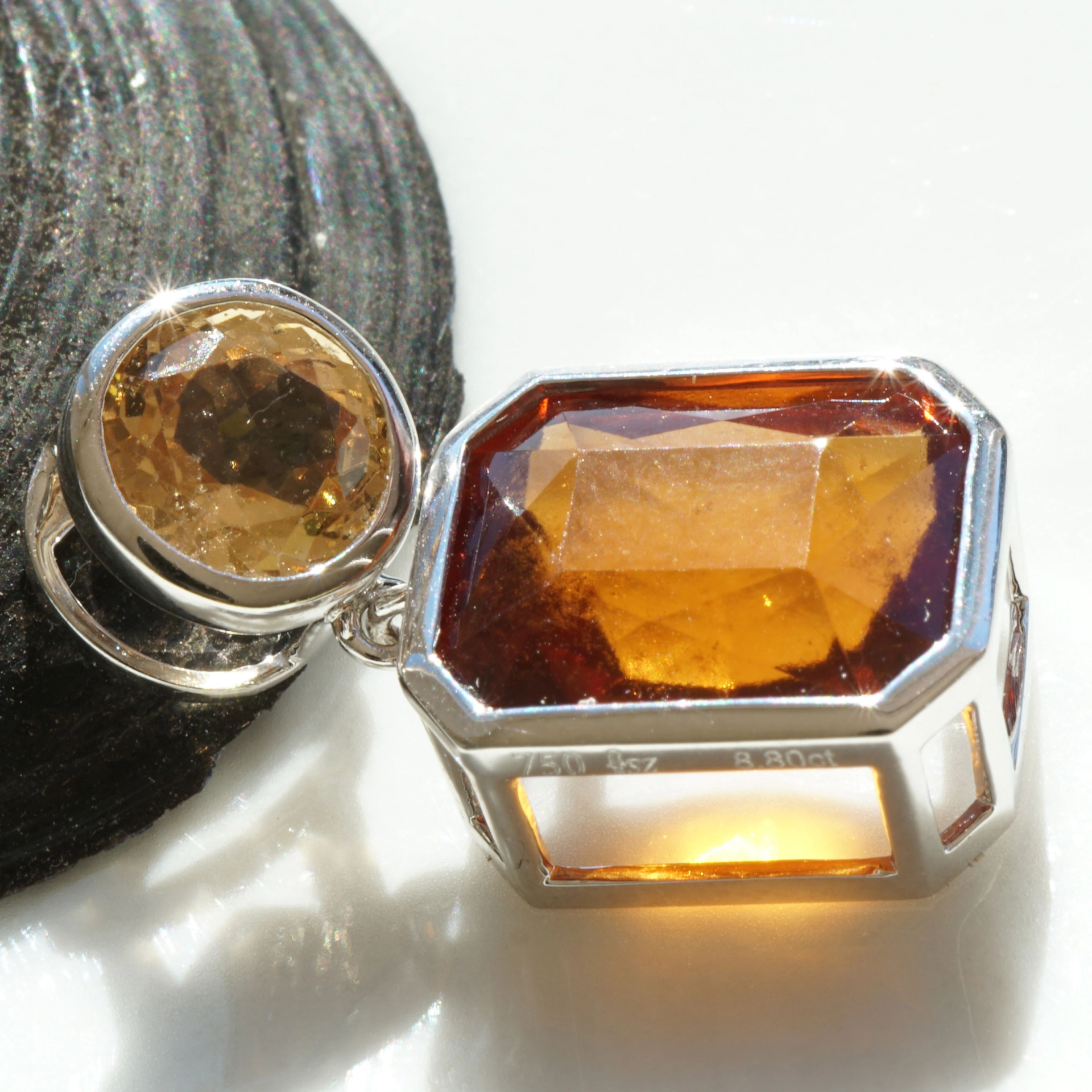 Neverseen this volcanic Color of Hessonit Garnet