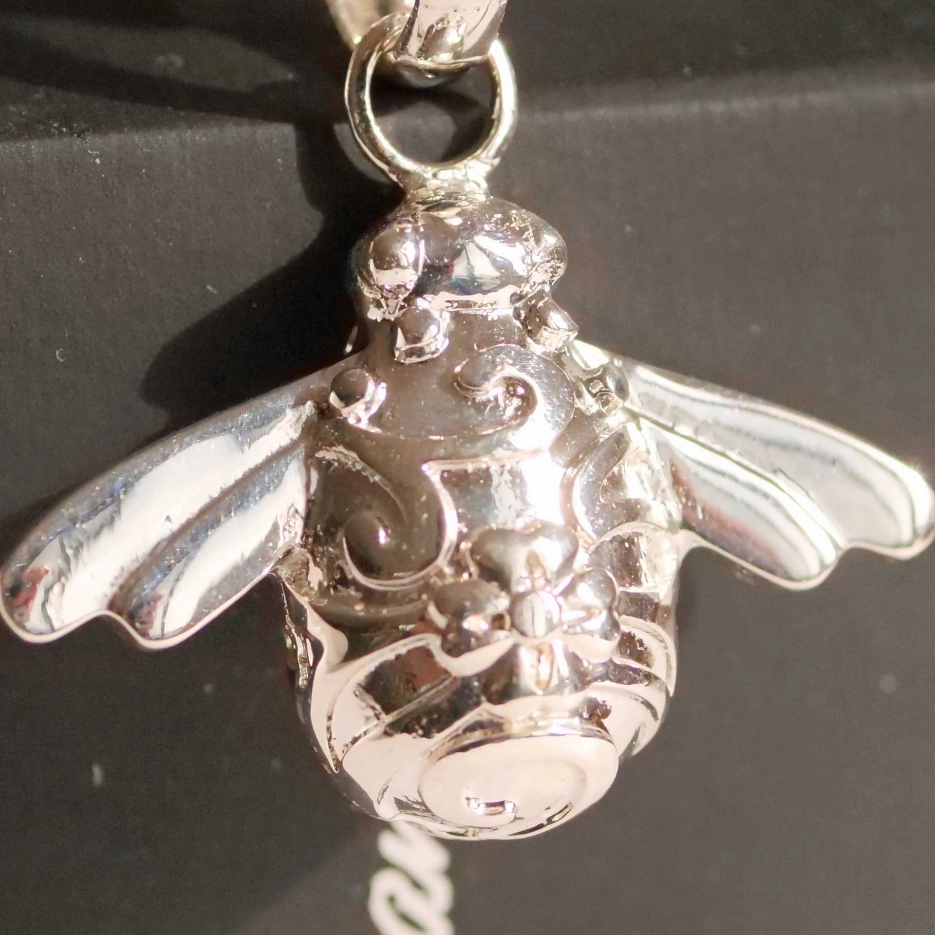 Chilango Pendant Queen Bee out of Nature 925 Silver sweet Bee 