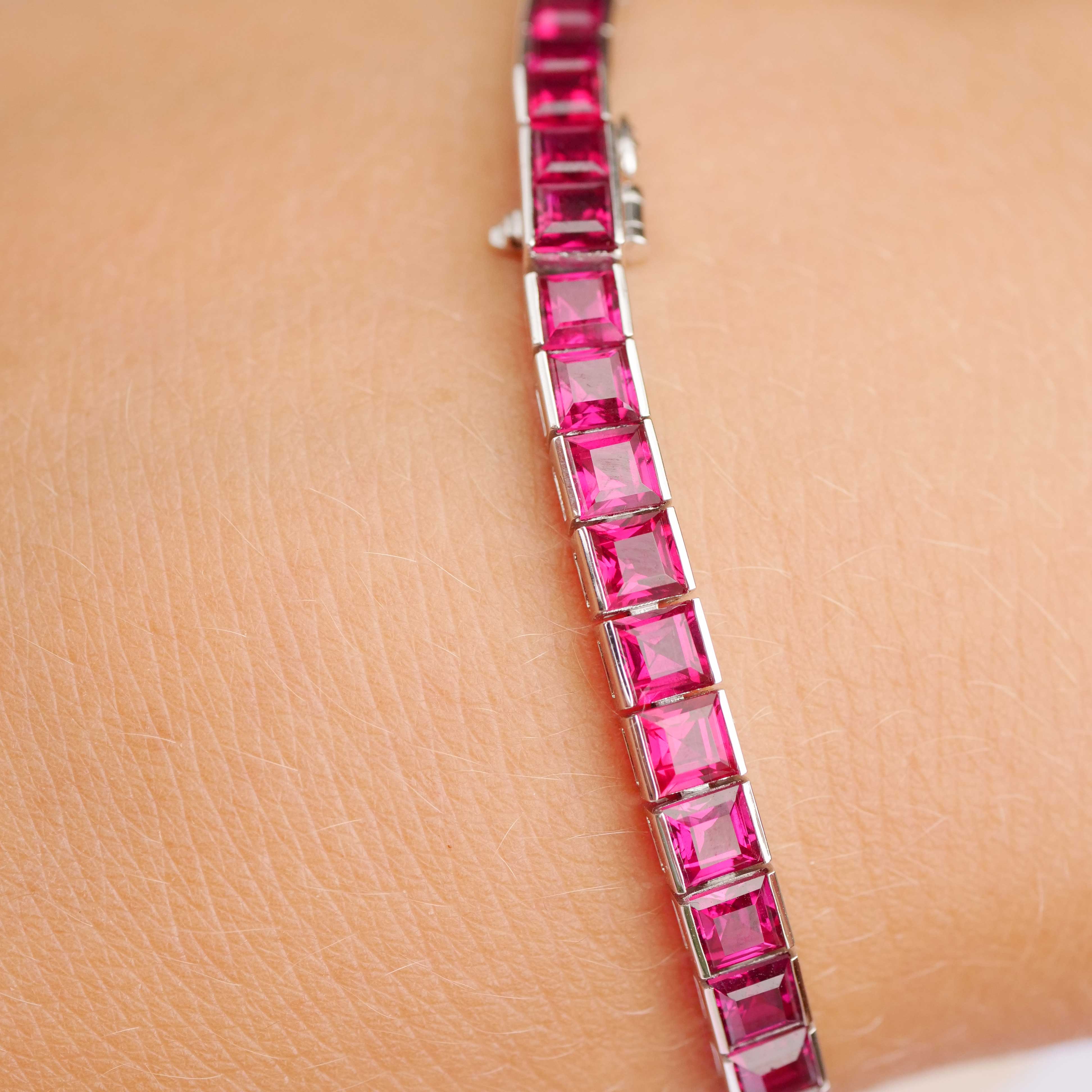 950 platinum bracelet with bright bright red sapphire squares total approx. 15.30 ct 16.5 grams WOW