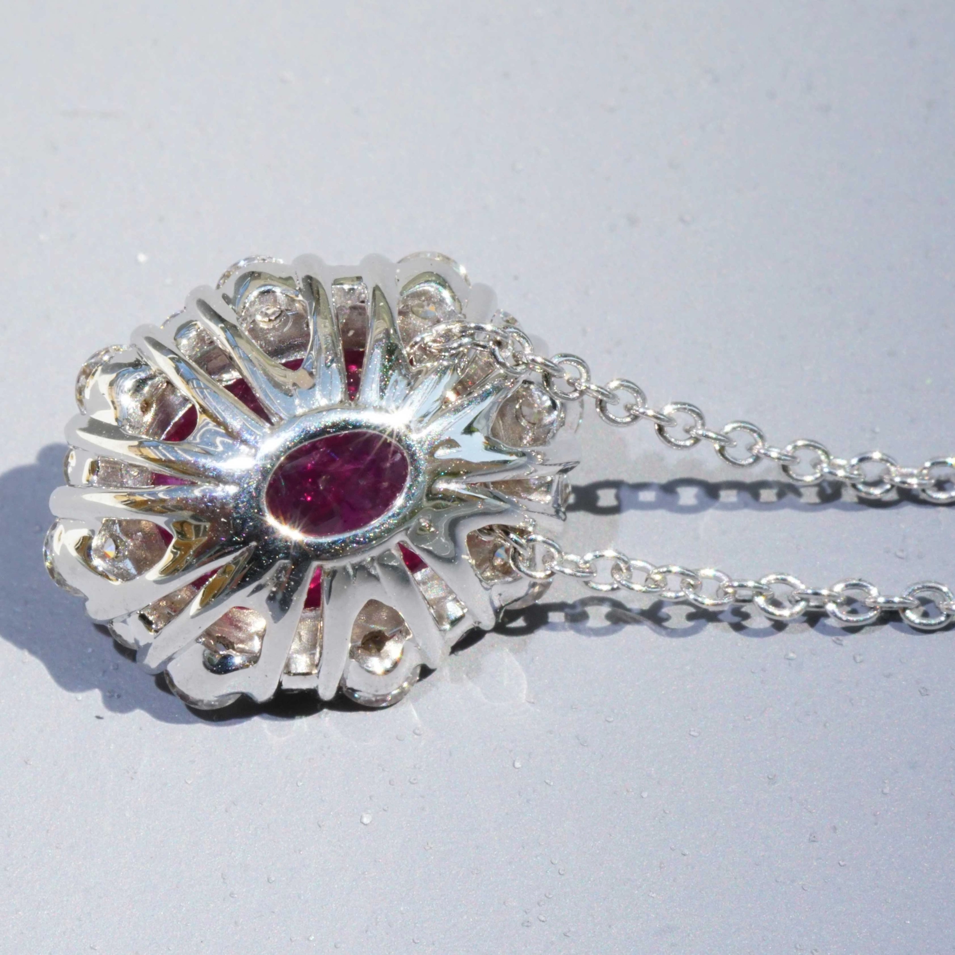 Brilliant Ruby ​​Pendant with Chain 750 White Gold Andilamena / Madagascar 2.12 ct with Expertise