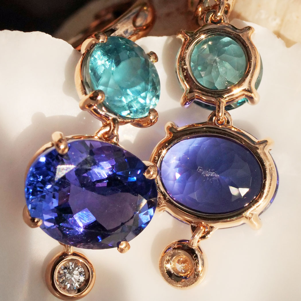 Tanzanite Zircon Brilliant Drop Earrings 750 Rose Gold... Bang colours 6.71 ct 4.84 ct 0.09 ct