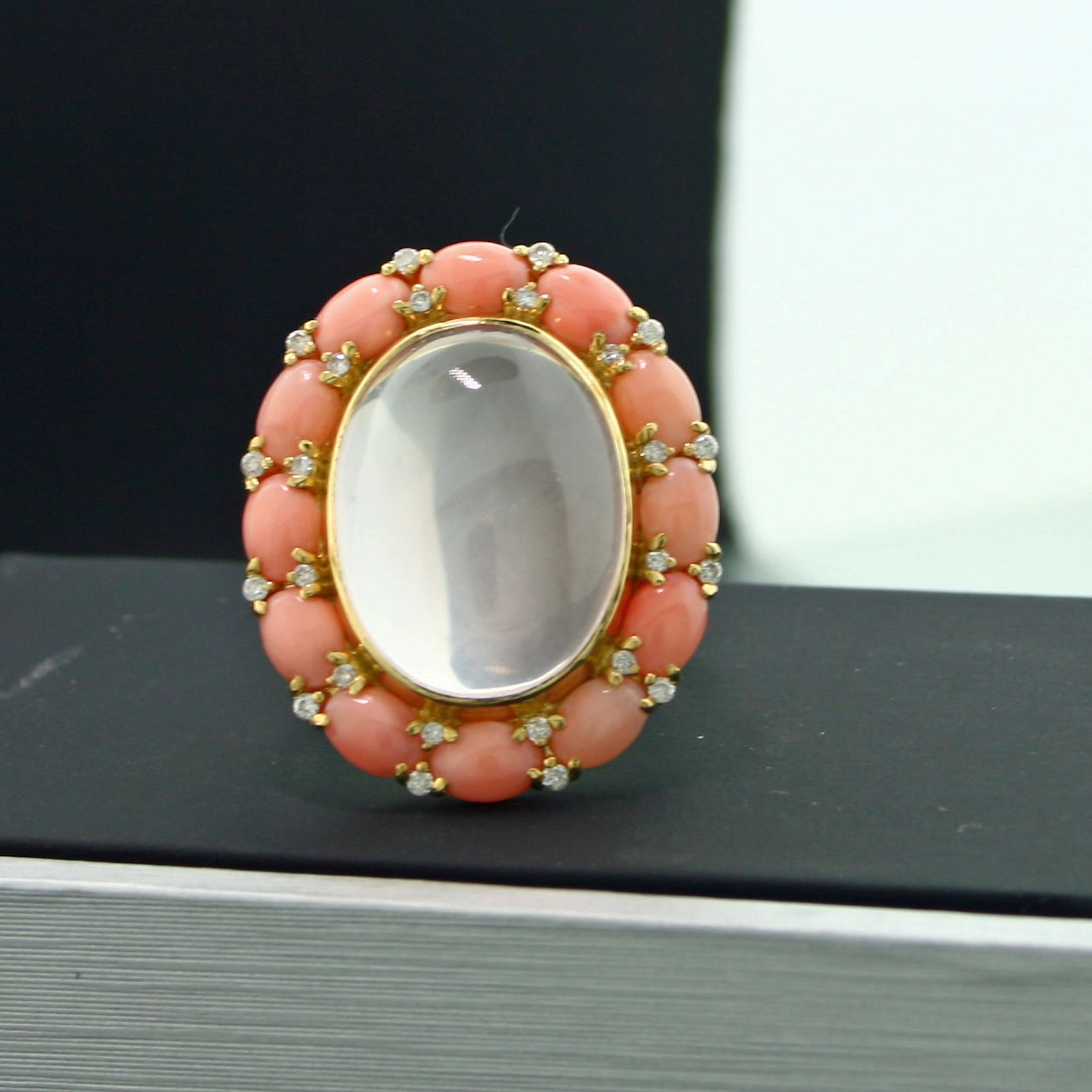 Korall-Rosenquarz-Brillant-Ring, 750er-Gold, 18 kt