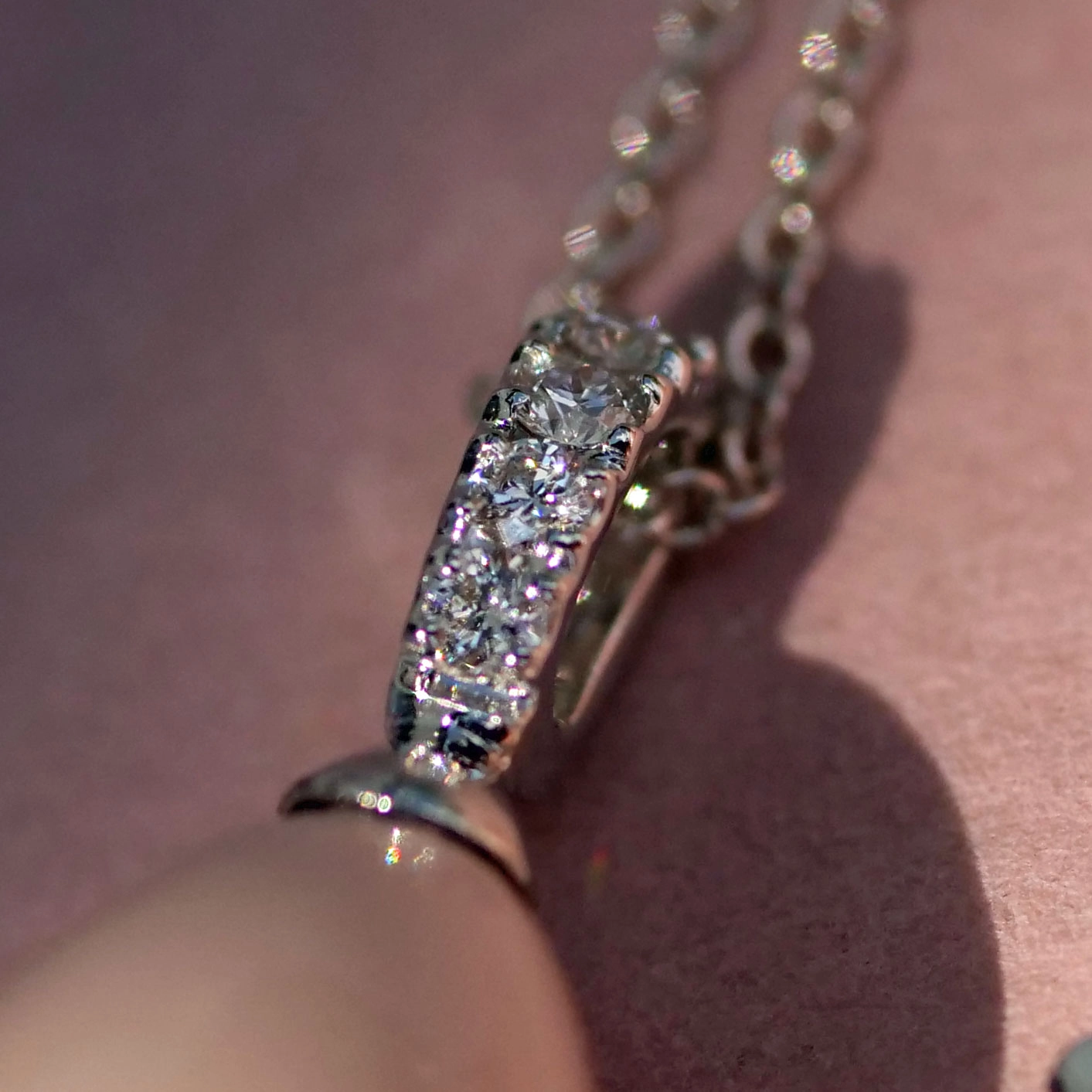 Fine Angel Skin Drop Brilliant Pendant with Chain 18 kt White Gold...sooo elegant