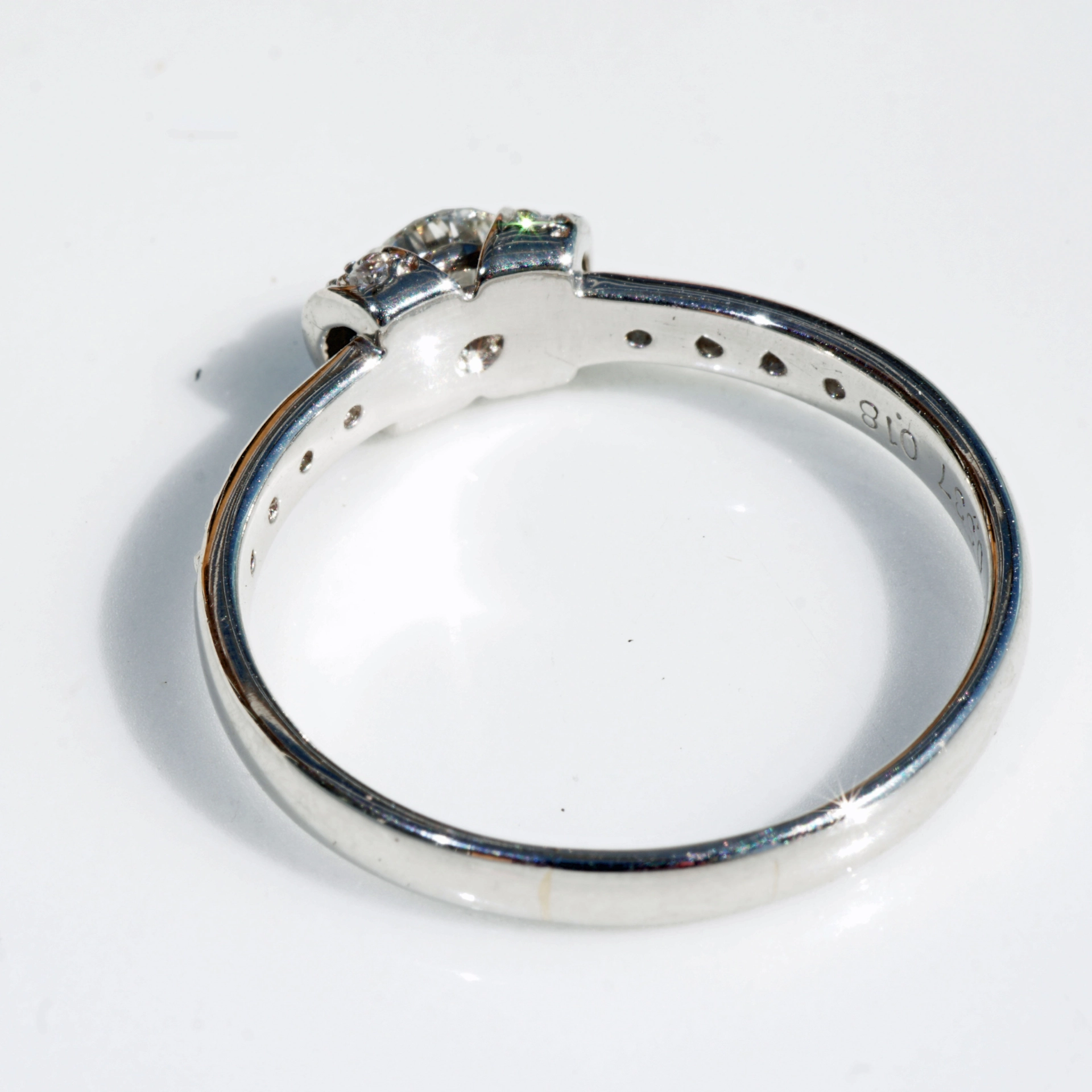 Solitaire Brilliant Ring Platinum 900...such a great Diamond Fire