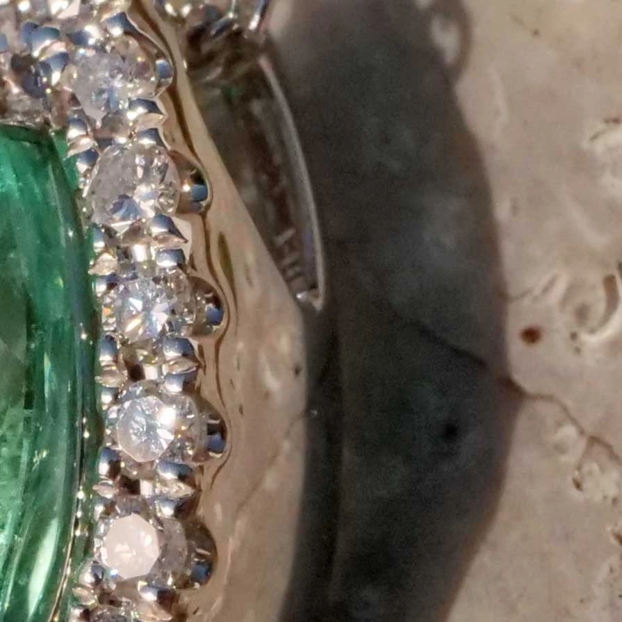 Emerald Pendant 1.28 ct AAA 18 kt White Gold Brilliants 0.18 ct..great Color