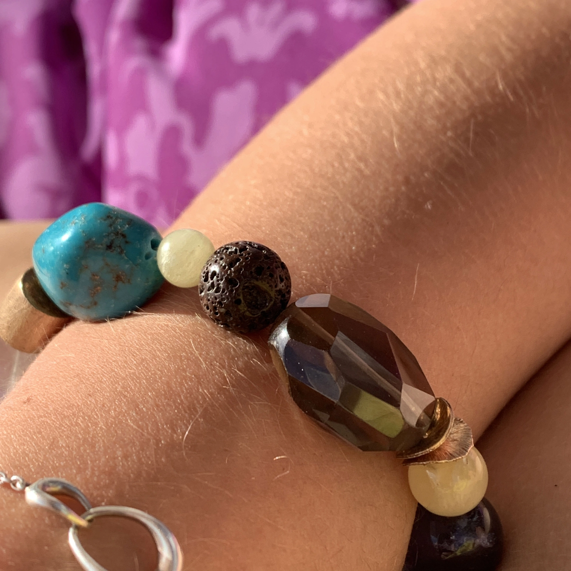 Bracelet elastic great colors turquoise apatite quartzite lava silver gold plated