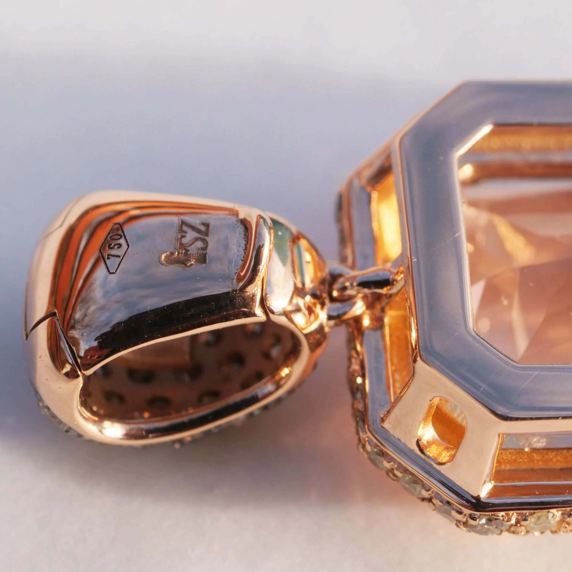 Morganite Diamond Pendant Rosegold 18 kt....wonderful 15 Carat Gem