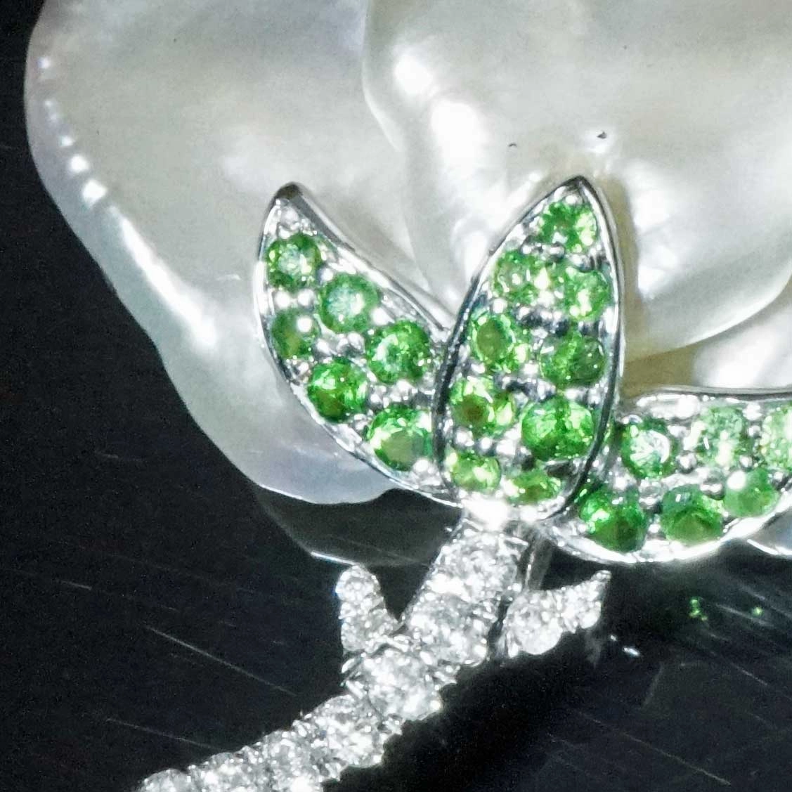 Pearl Diamond Tsavorite Necklace 18 kt White Gold...forever frozen