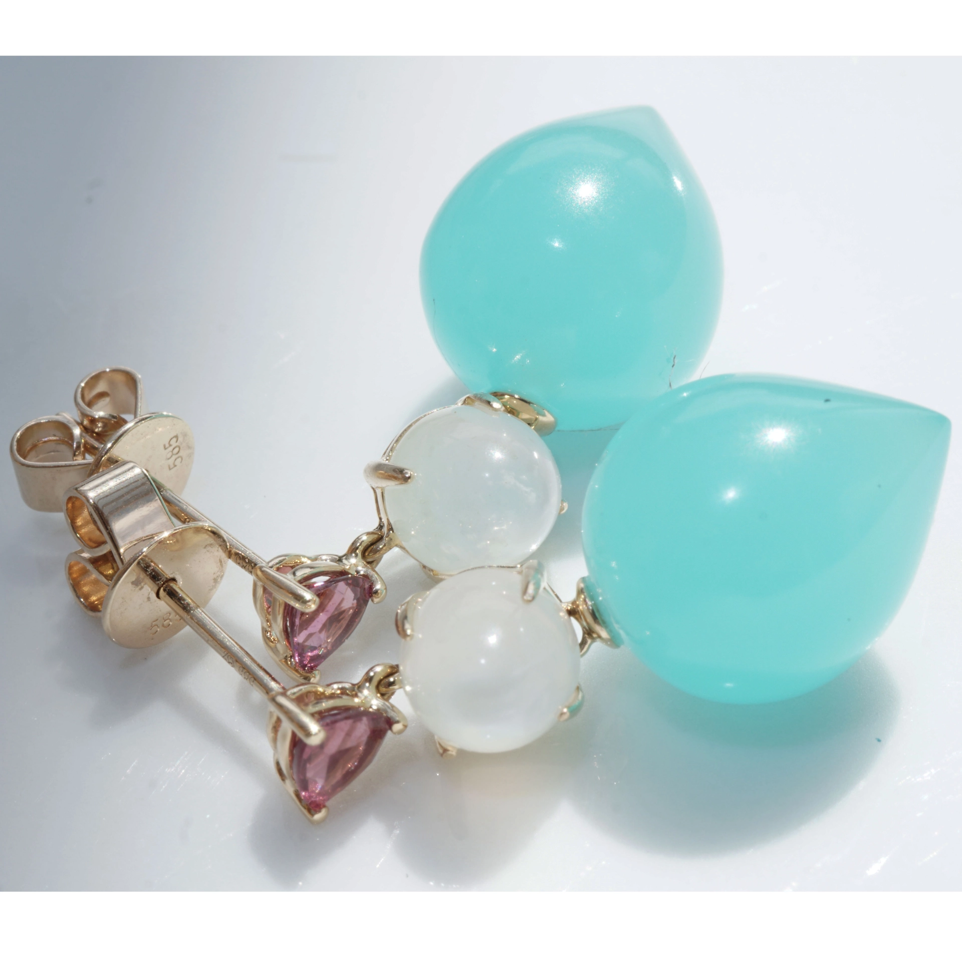 Beautiful Paraiba Blue Calzedon Rhodolite Moonstone Earrings 14 kt Yellow Gold