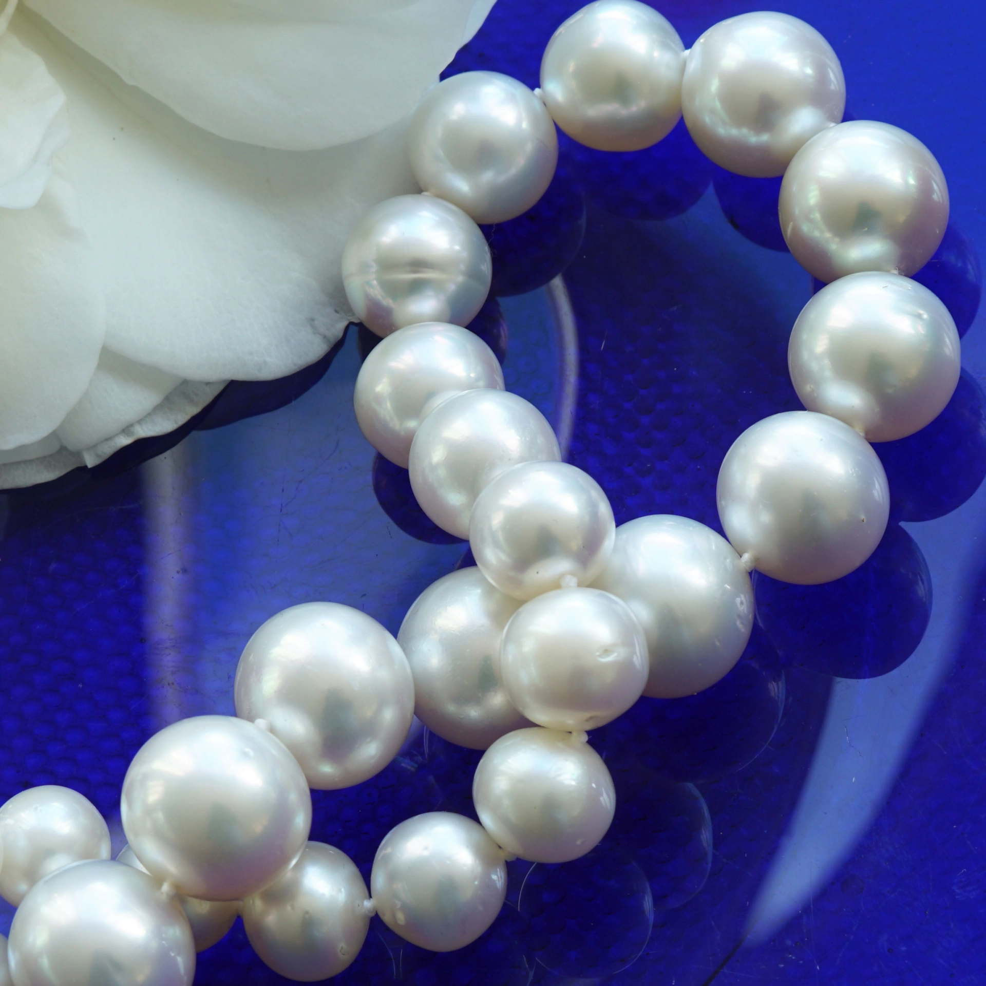 Southsea Pearl Necklace....high Quality...14,8-11 mm White AAA+