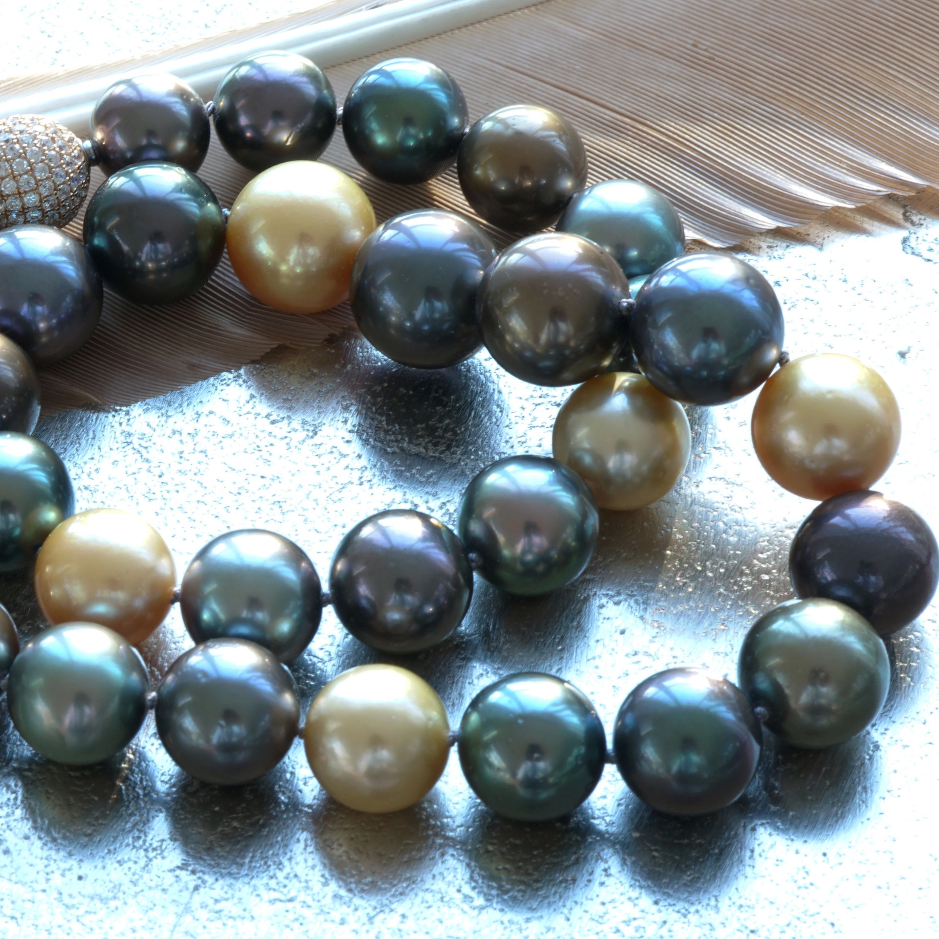 Wow what Colors...TOP Quality Tahiti Southsea Necklace 12-15 mm