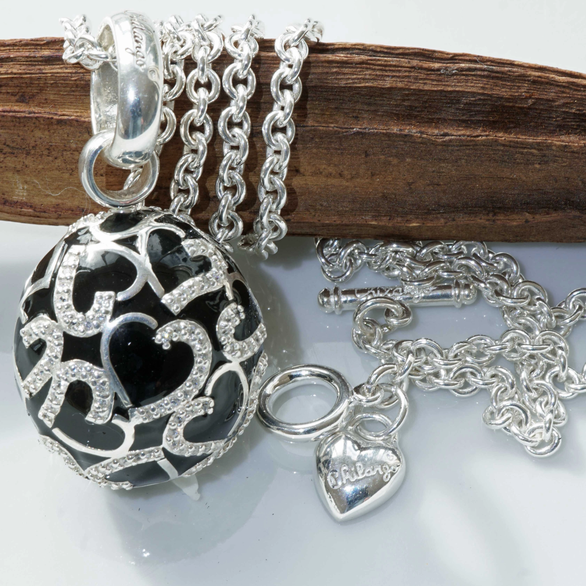 Chilango Pendant Faberge Style Heart Black 925 Silver Enamel