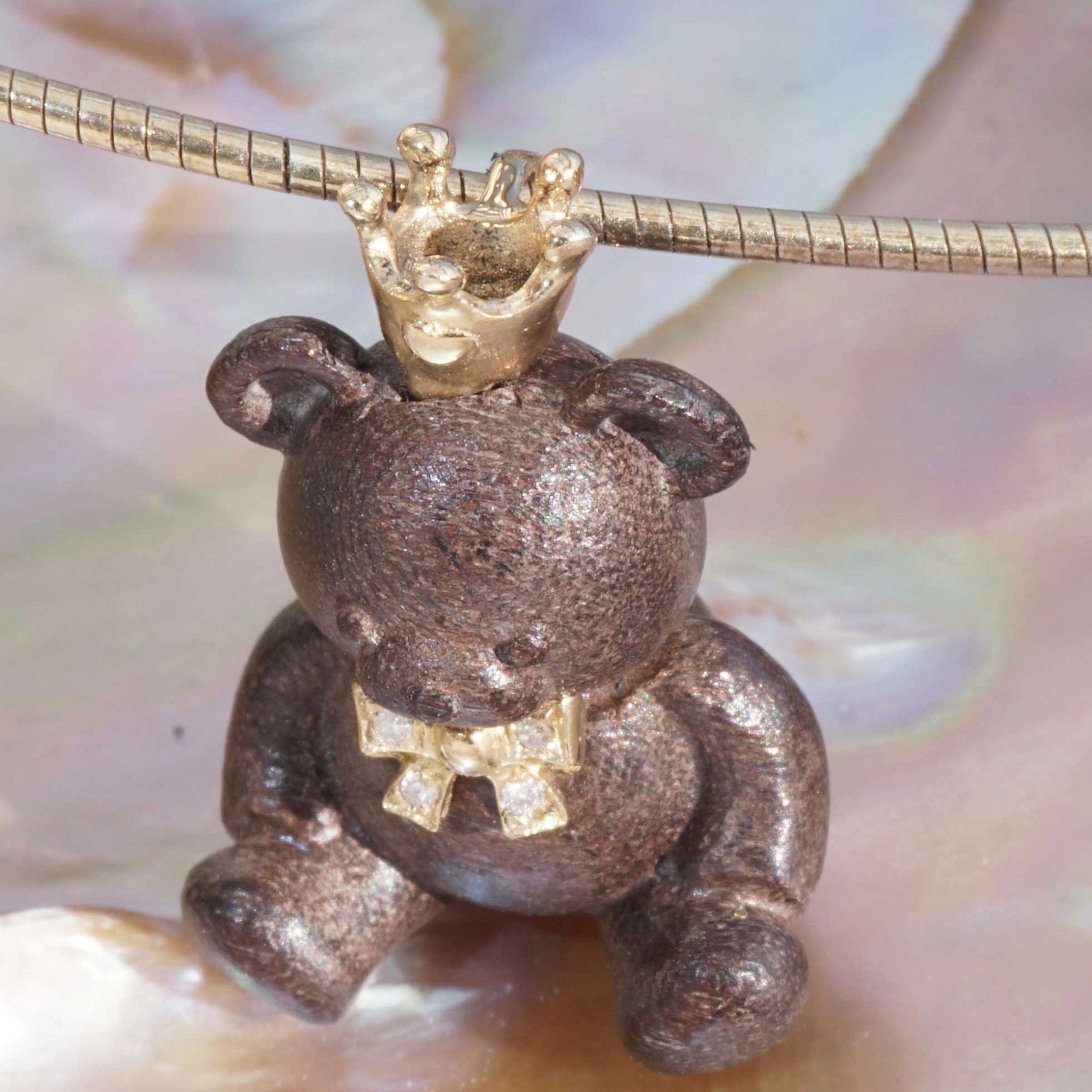Brilliant Teddy Bear Pendant...so cute...18 kt Yellow Gold...precious Wood