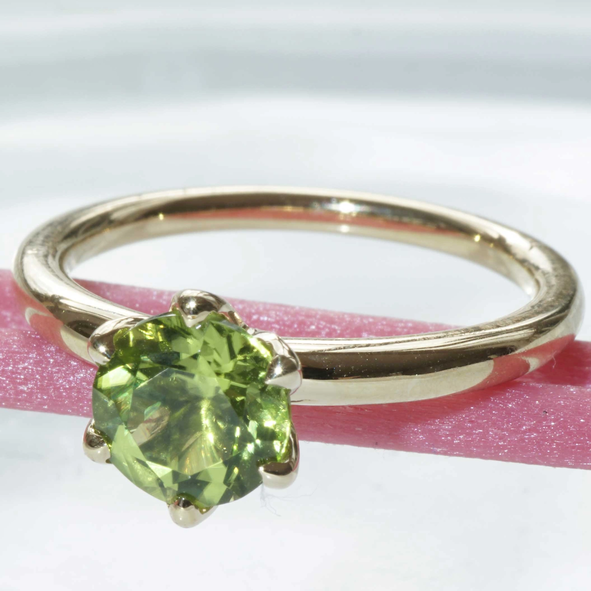 Bestseller Combination Ring made in Valenza...18 kt Yellow Gold with Peridot