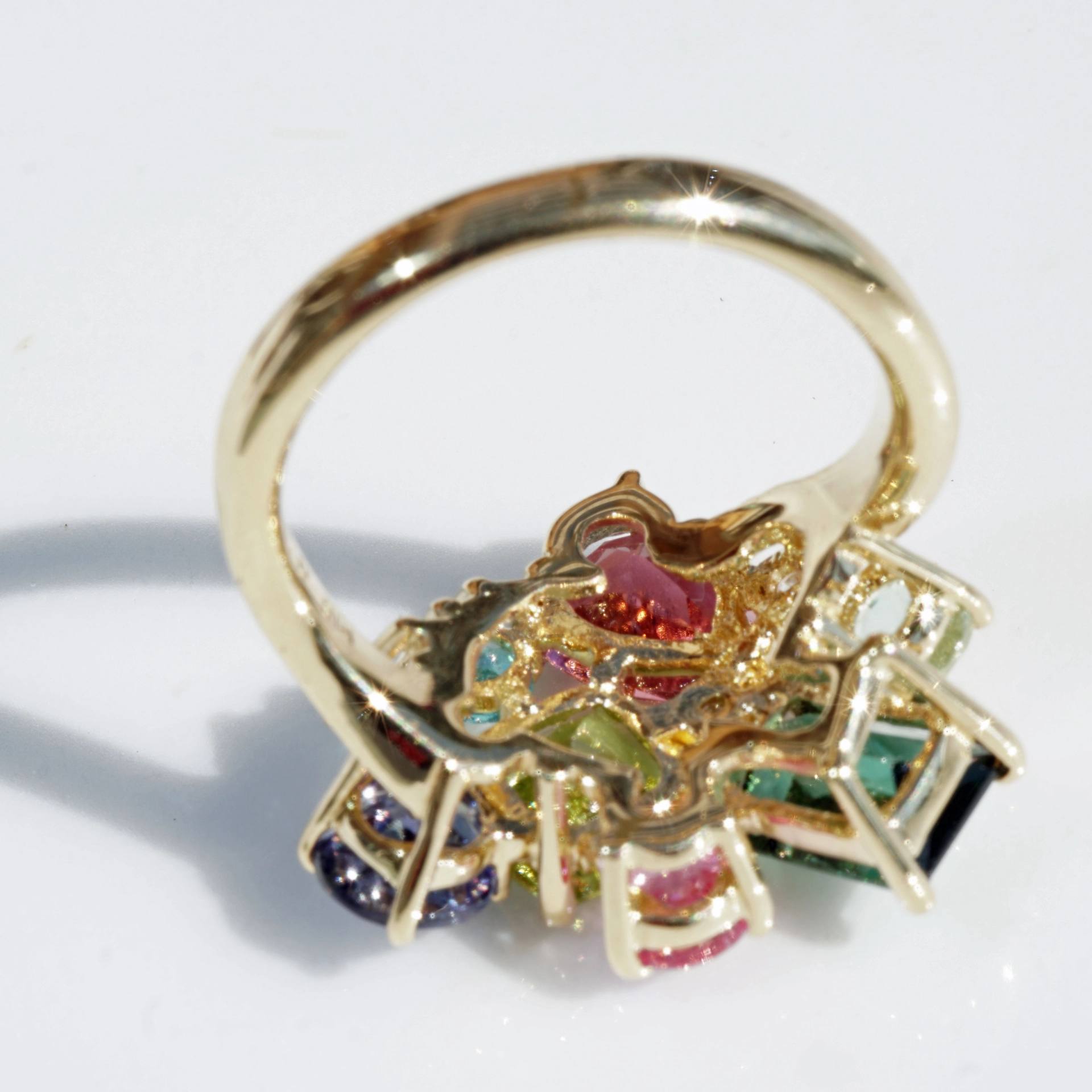 Potpourrie of Colors and Gems....Ring 18 kt Yellow Gold...so many Colors