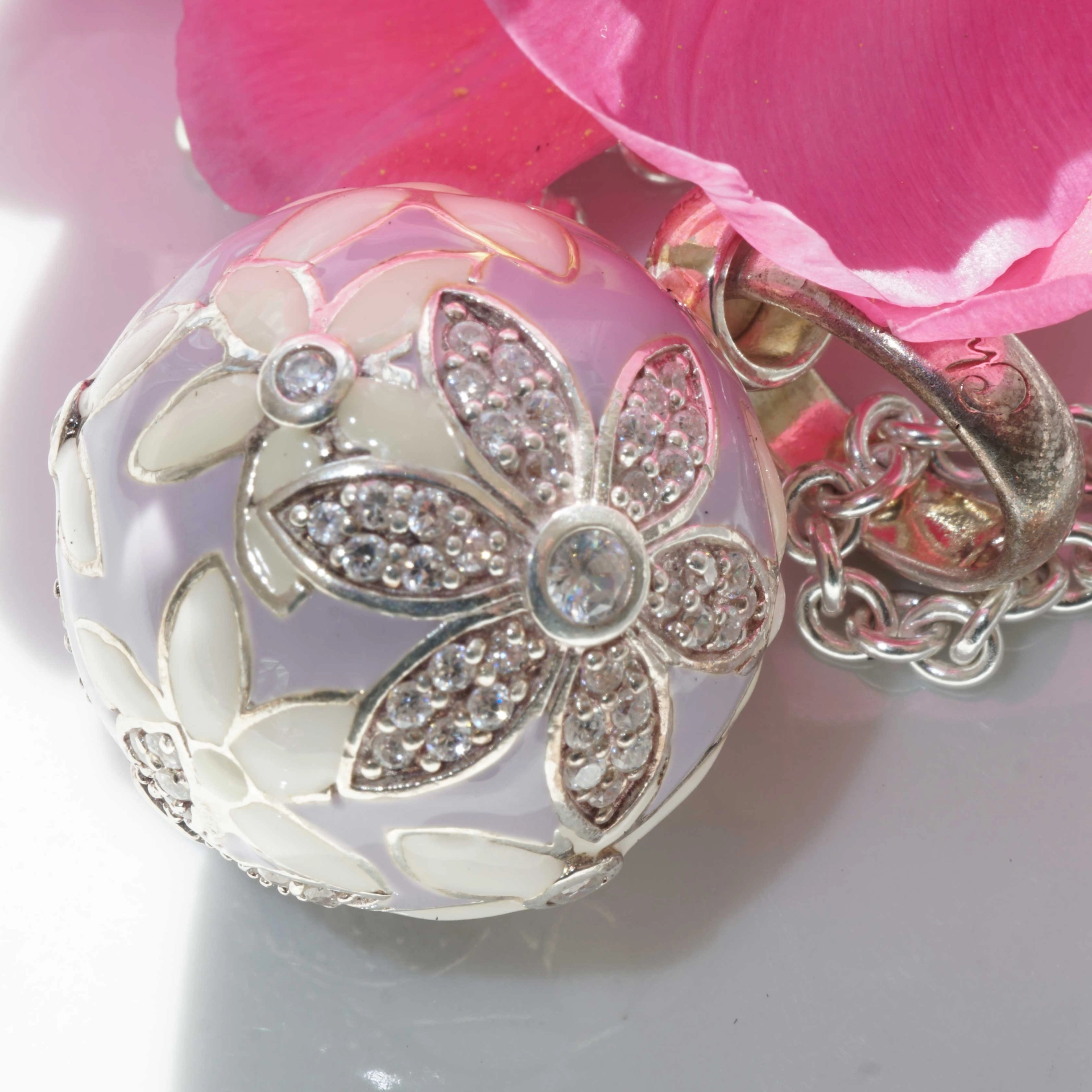 Chilango Pendant Faberge lilac Flower with Circonia 925 Silver Enamel