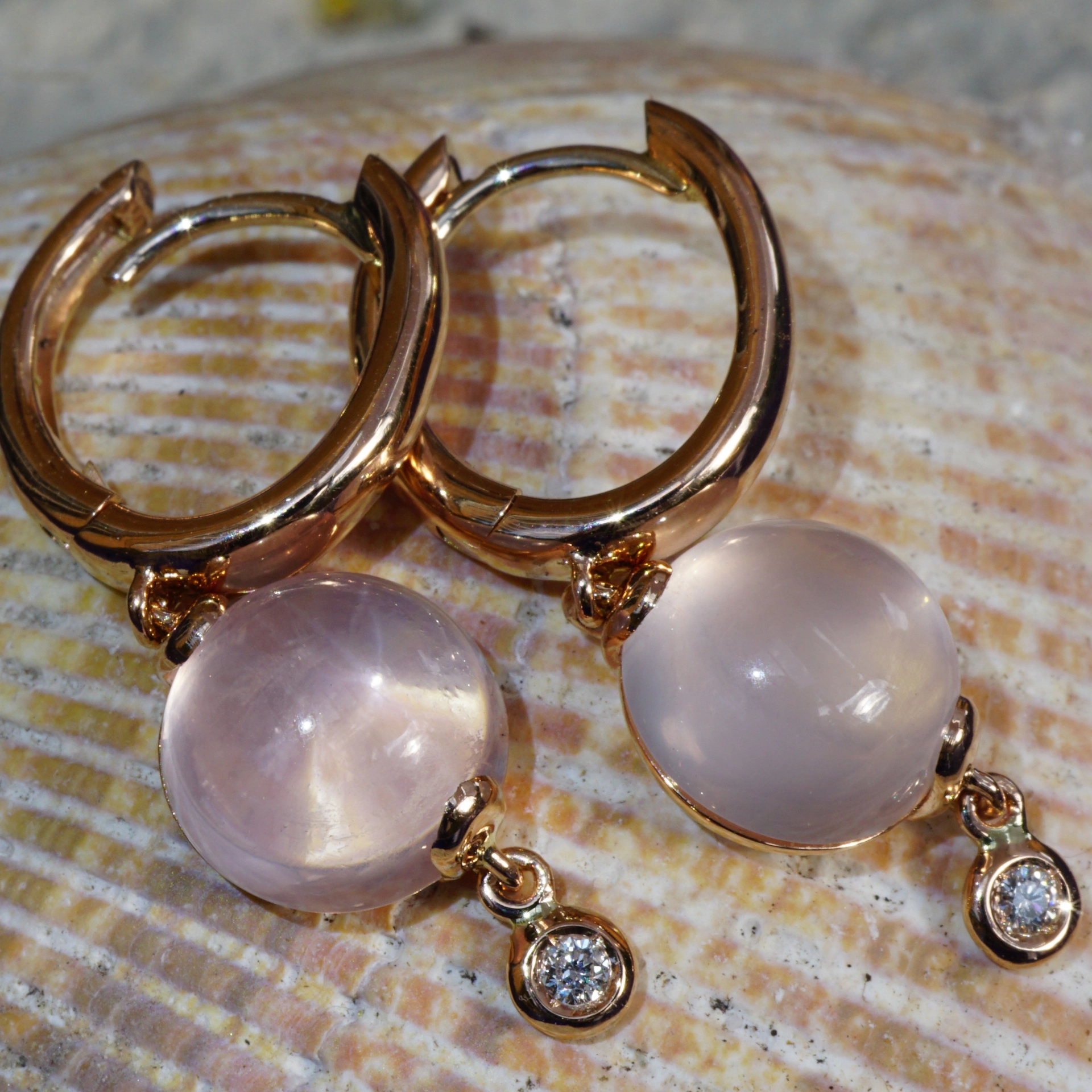 Rosequartz and Diamonds....ideal Kombination with Rosegold