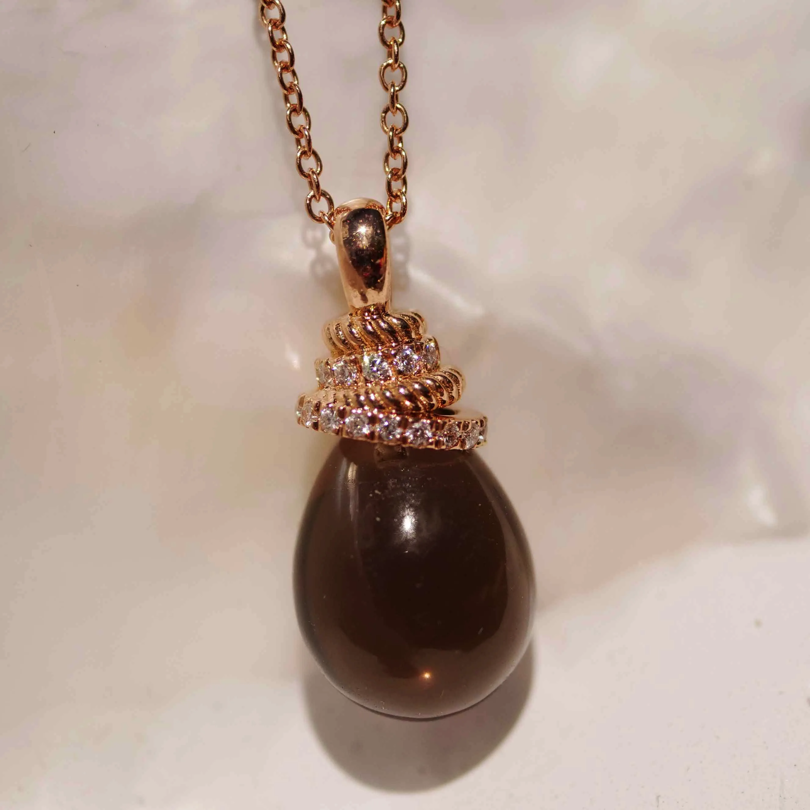 For sailors... Smoky Quartz Brilliant Pendant with Chain 750 Rose Gold... delicate Knot Shape with Drop