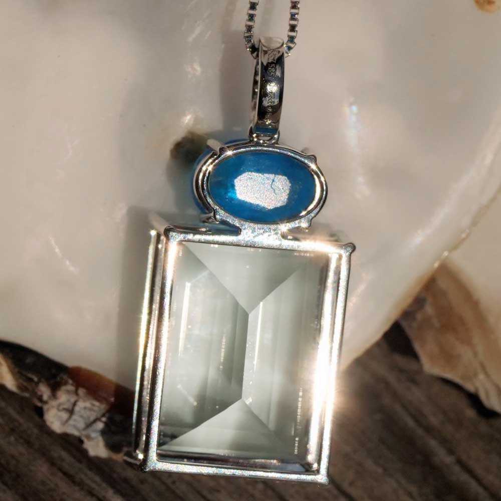 Aquamarine Neon Apatite Brilliant Pendant 585 White Gold 15.46 1.39 0.05 ct....What shades of blue