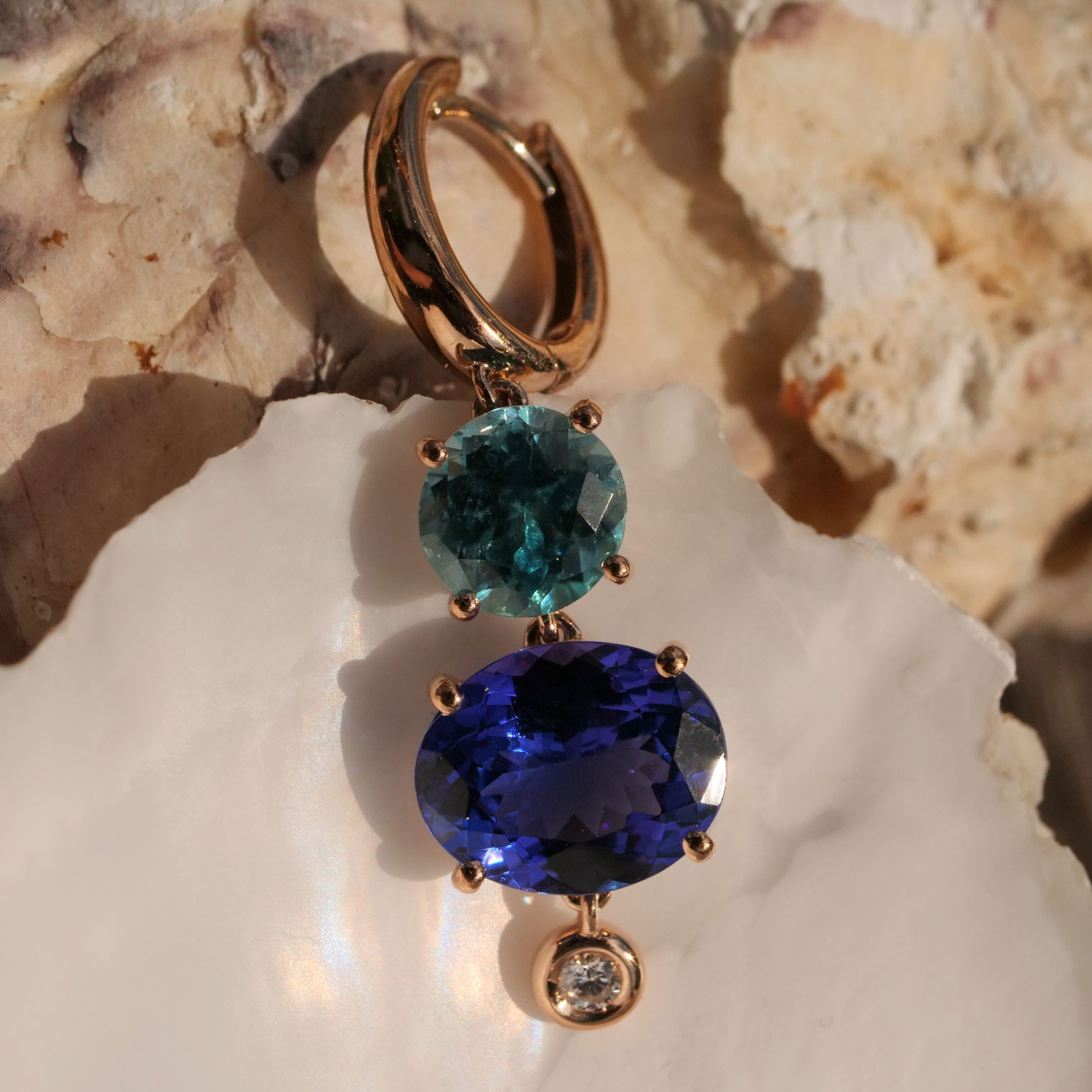 Tanzanite Zircon Brilliant Drop Earrings 750 Rose Gold... Bang colours 6.71 ct 4.84 ct 0.09 ct