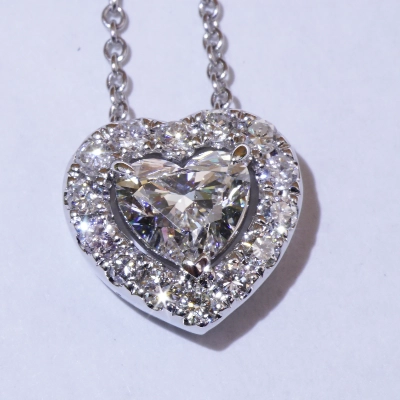 Necklace with Heart full cut brilliant approx. 0.90 ct, H (white) / SI2  GIA report 18 kt White Gold