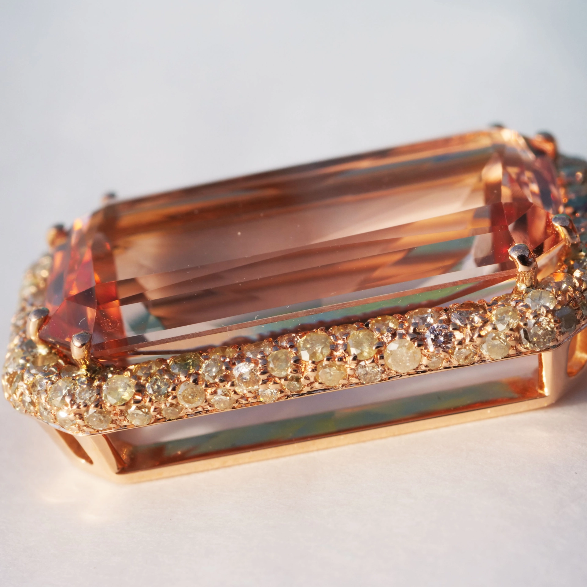 Morganite Diamond Pendant Rosegold 18 kt....wonderful 15 Carat Gem