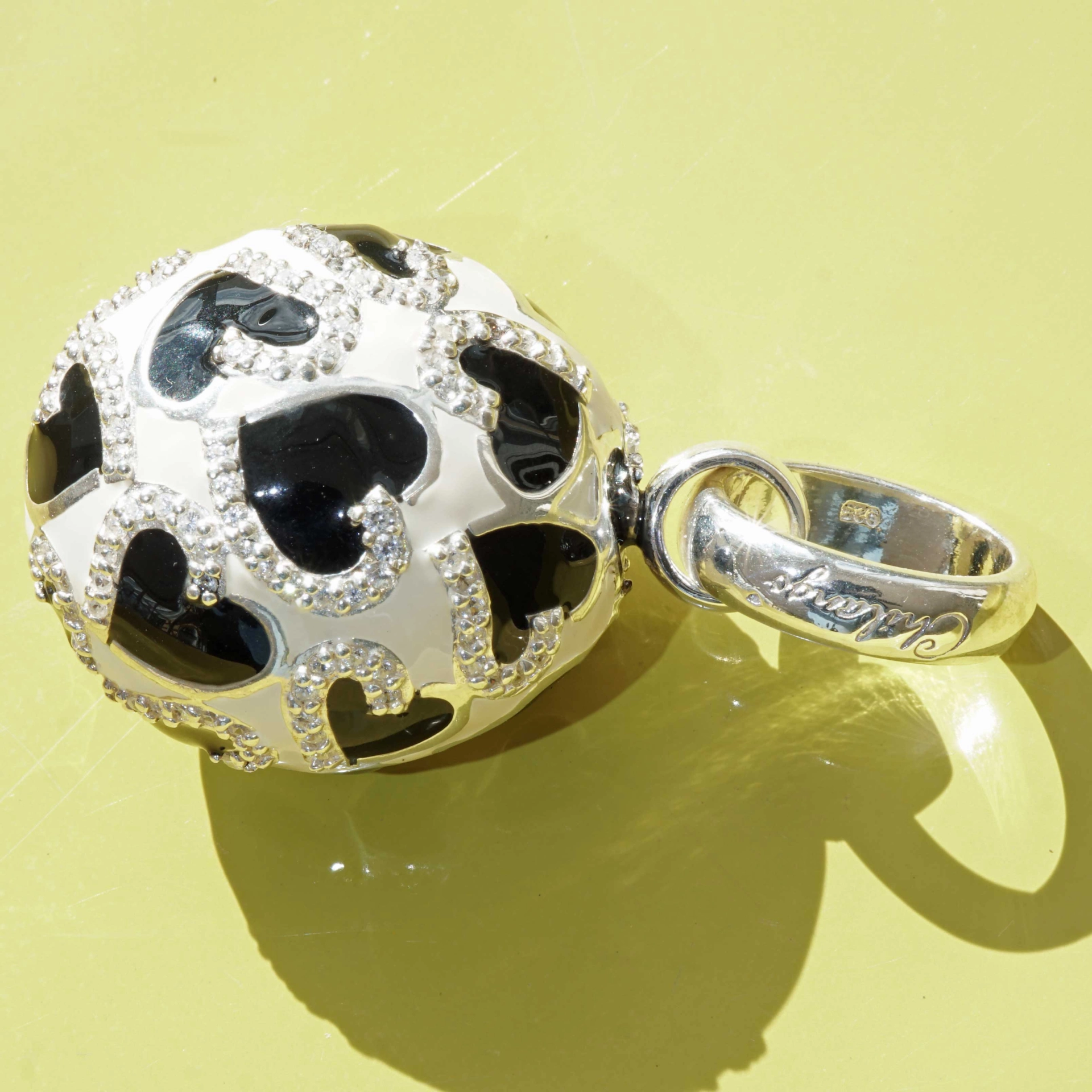 Chilango Pendant Faberge Style Heart Black / White 925 Silver Enamel