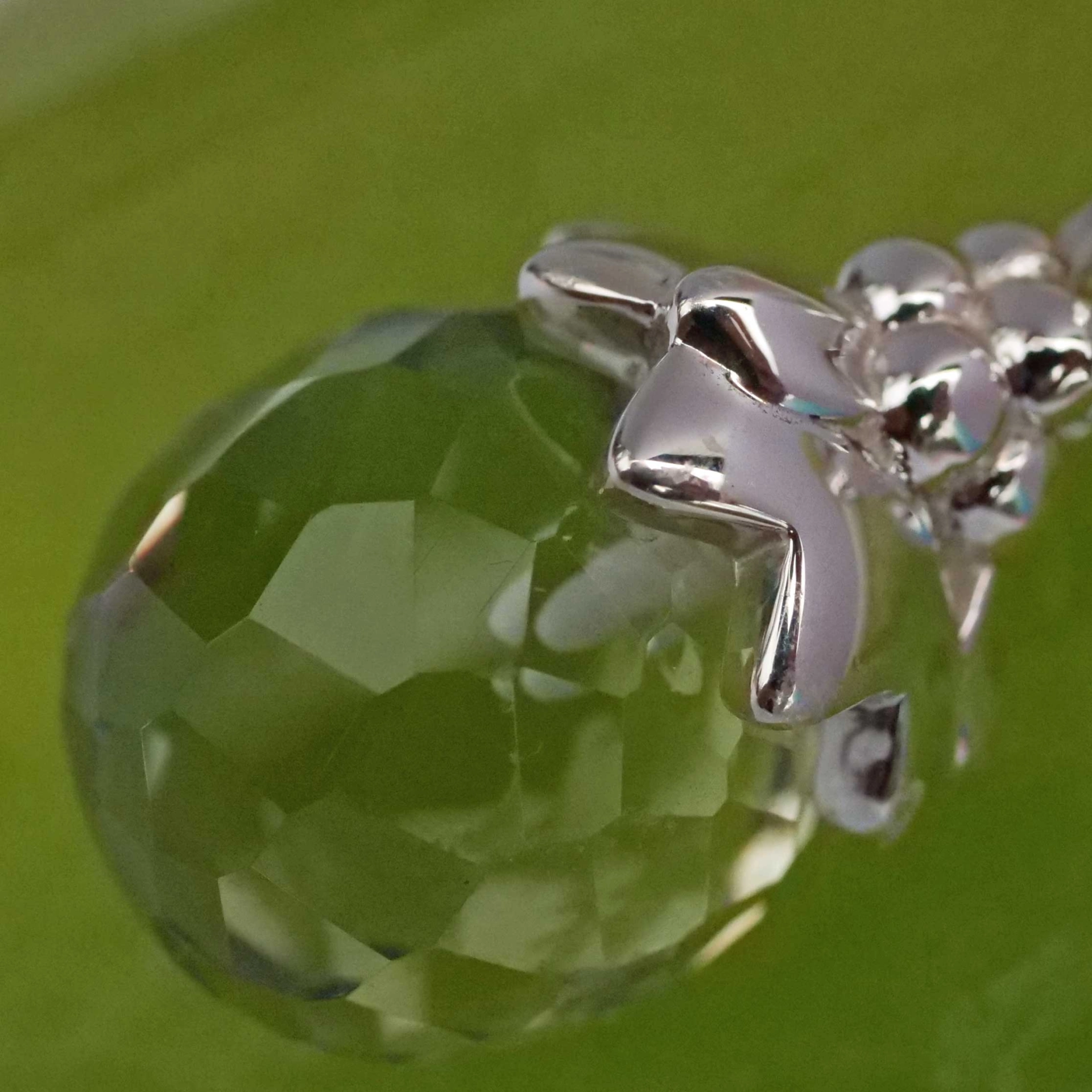 Prasiolite Pendant Tutenchamun Flower Drop from the Lifestyle Jewelry Manufacturer Chilango