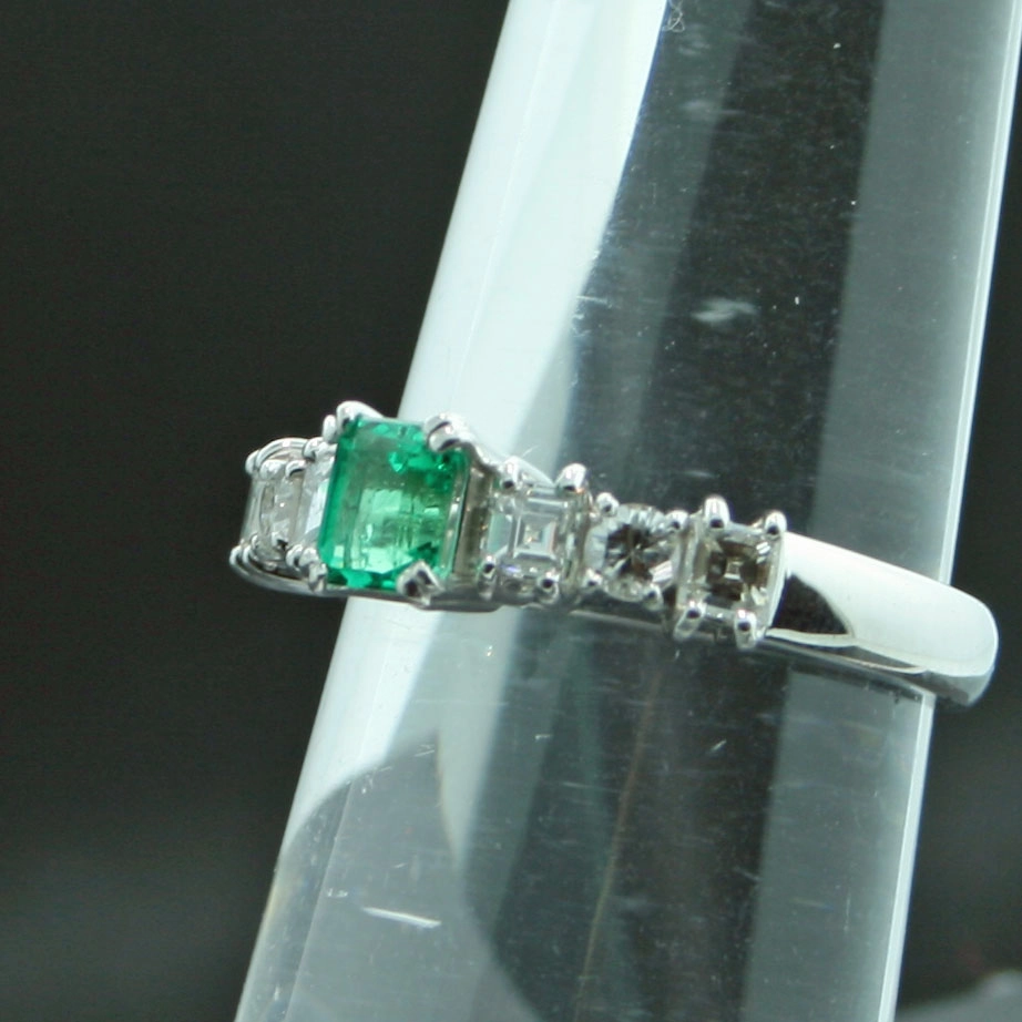 Smaragd-Brillant-Ring, 900er-Platin