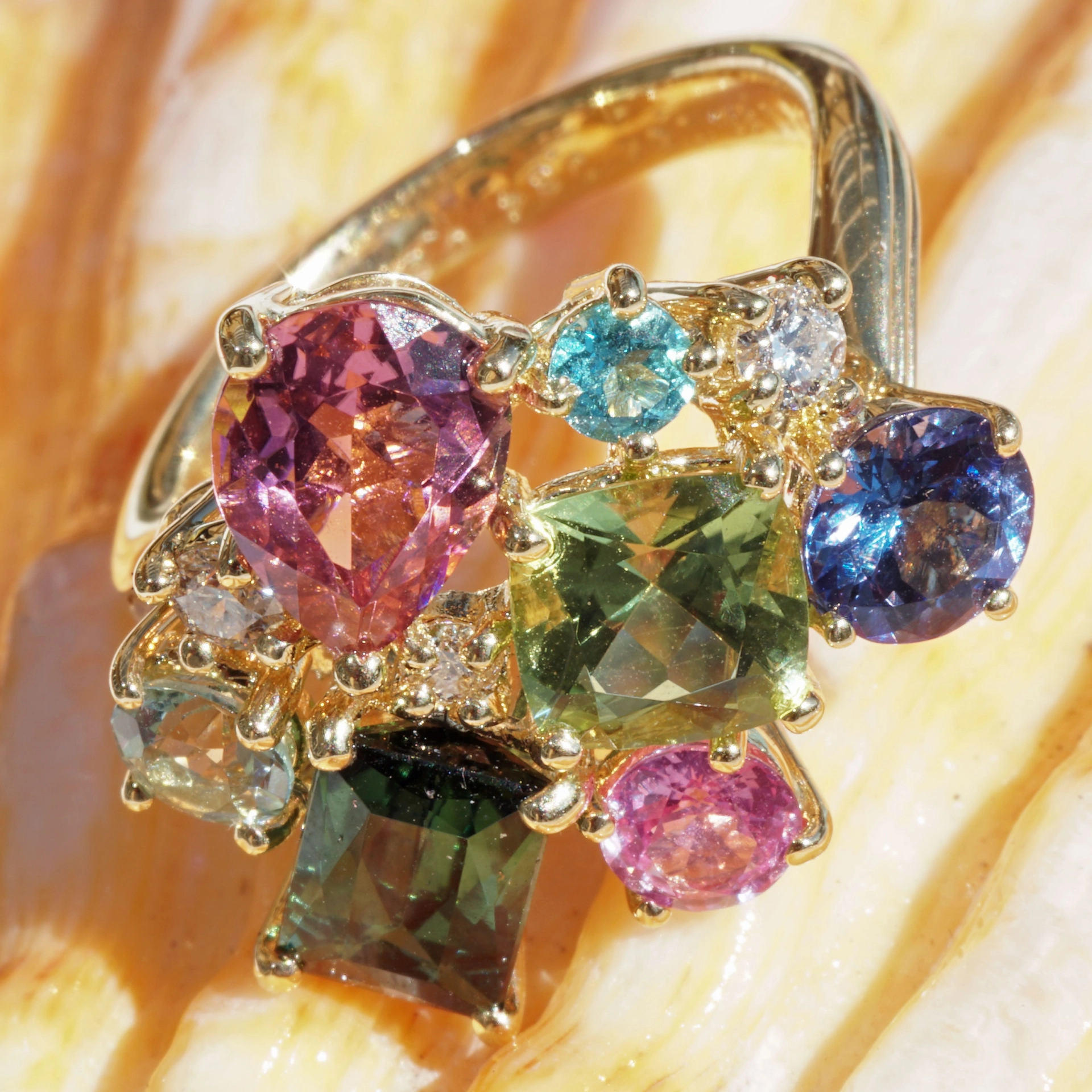 Potpourrie of Colors and Gems....Ring 18 kt Yellow Gold...so many Colors