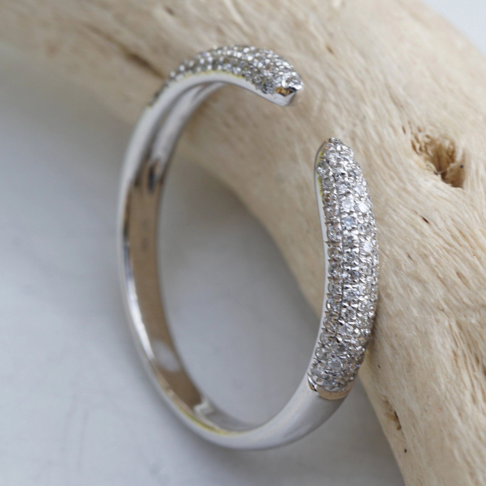 Brilliant Ring 18 kt White Gold 0.25 ct...ideal combining Ring