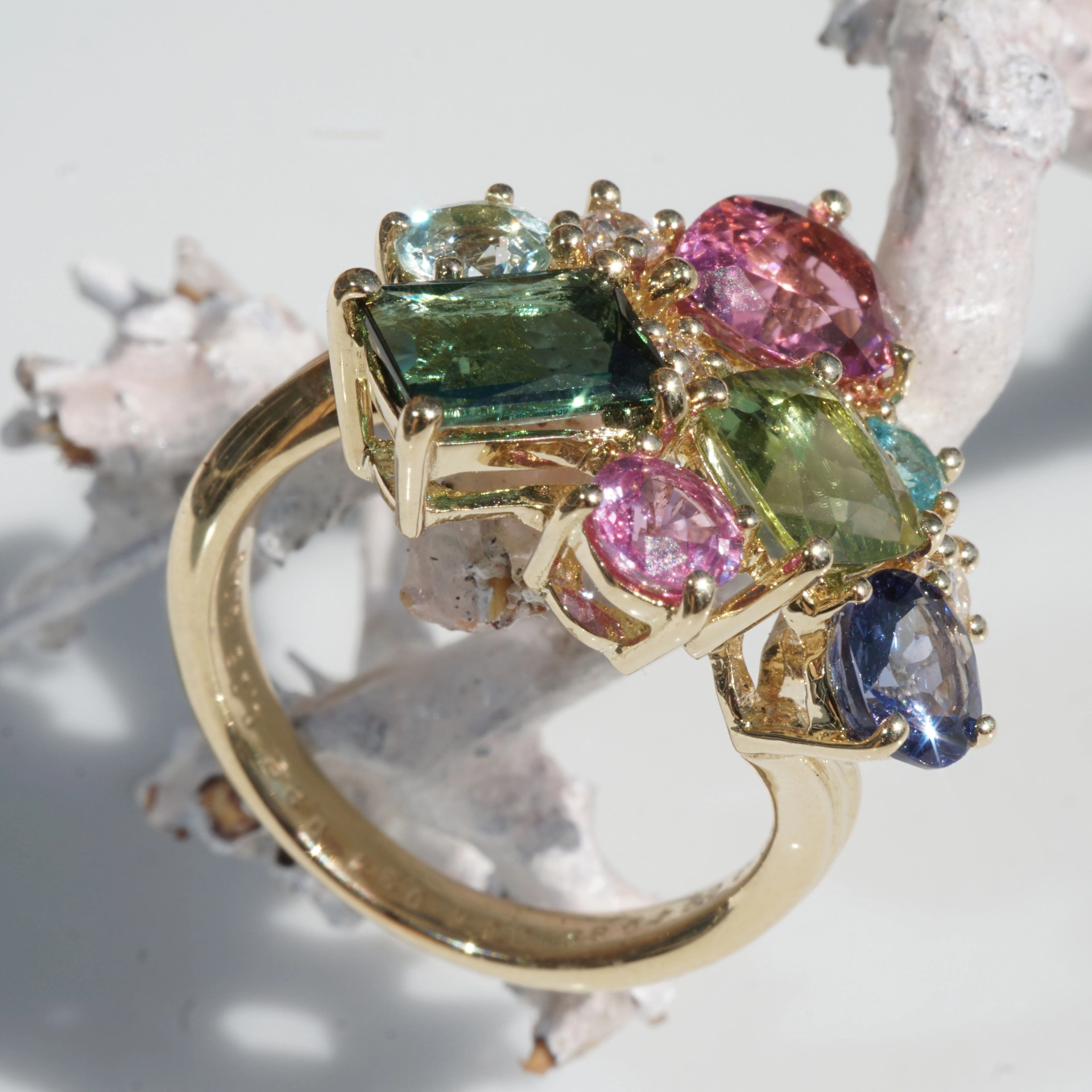 Potpourrie of Colors and Gems....Ring 18 kt Yellow Gold...so many Colors