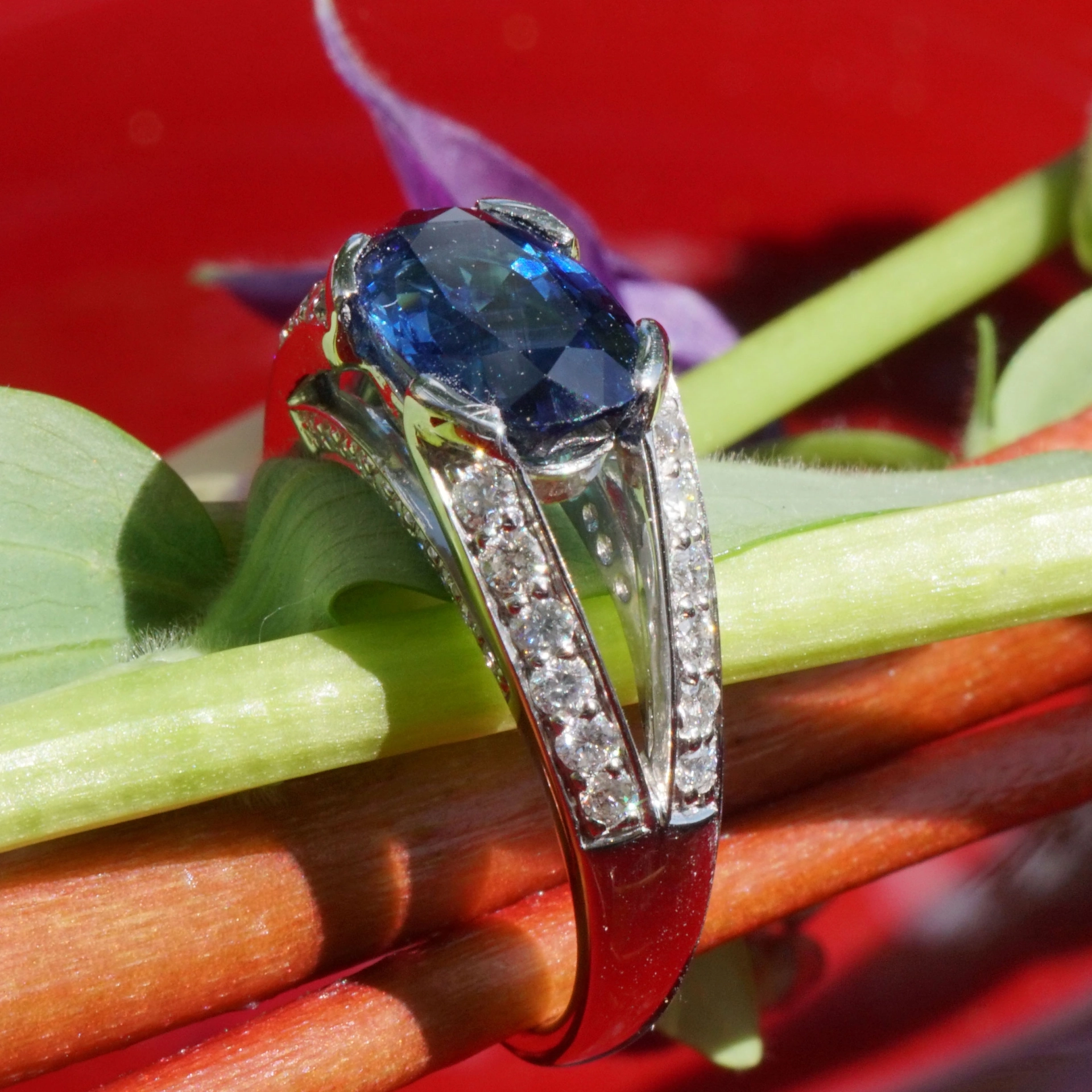 Saphir Diamant Ring 2.88 ct 0.55 ct BLUE MOOD W / SI 900er Platin