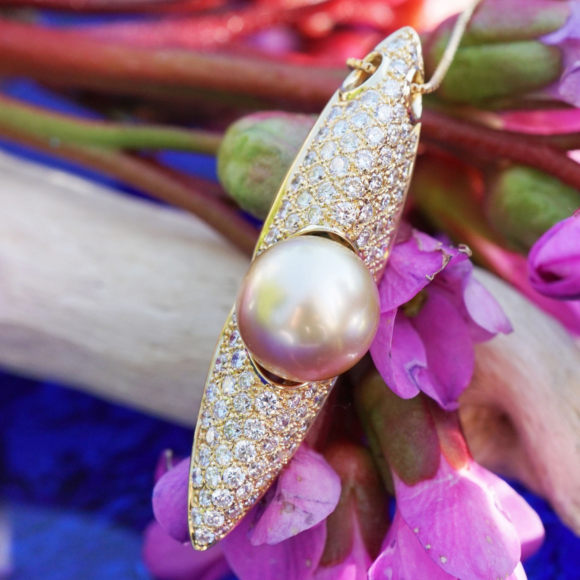 Südsee Zuchtperl Brillant Anhänger 1.14 ct TW / VS 750er Gold mit Kette