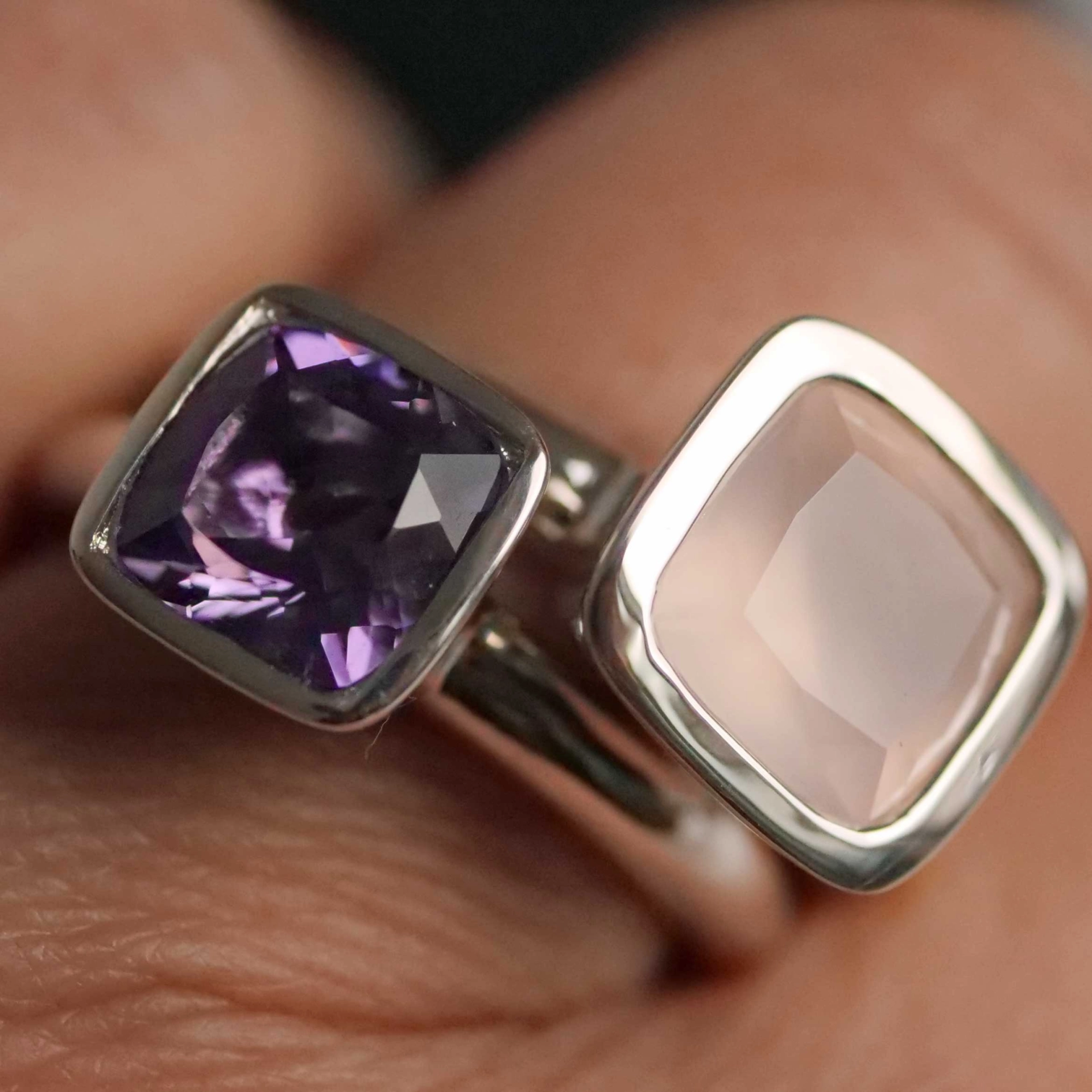 Chilango Ring Sparkling Stars 2 in solid 925 Silver with great milky Rosequartz