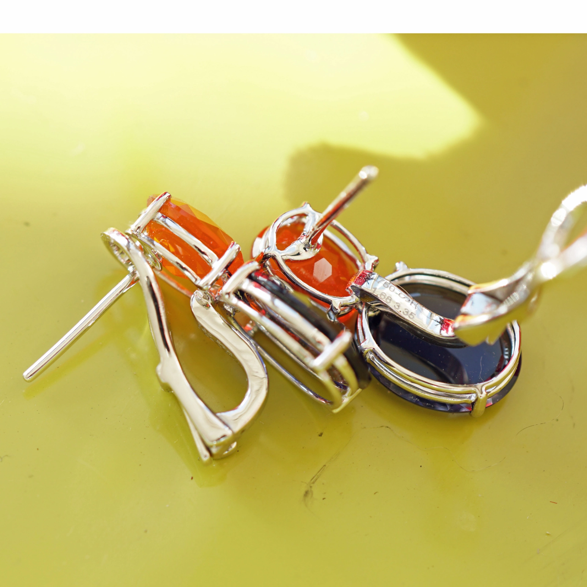 Iolith Fireopal Earsticks 18 kt Whitegold...what a kind of Color Mix