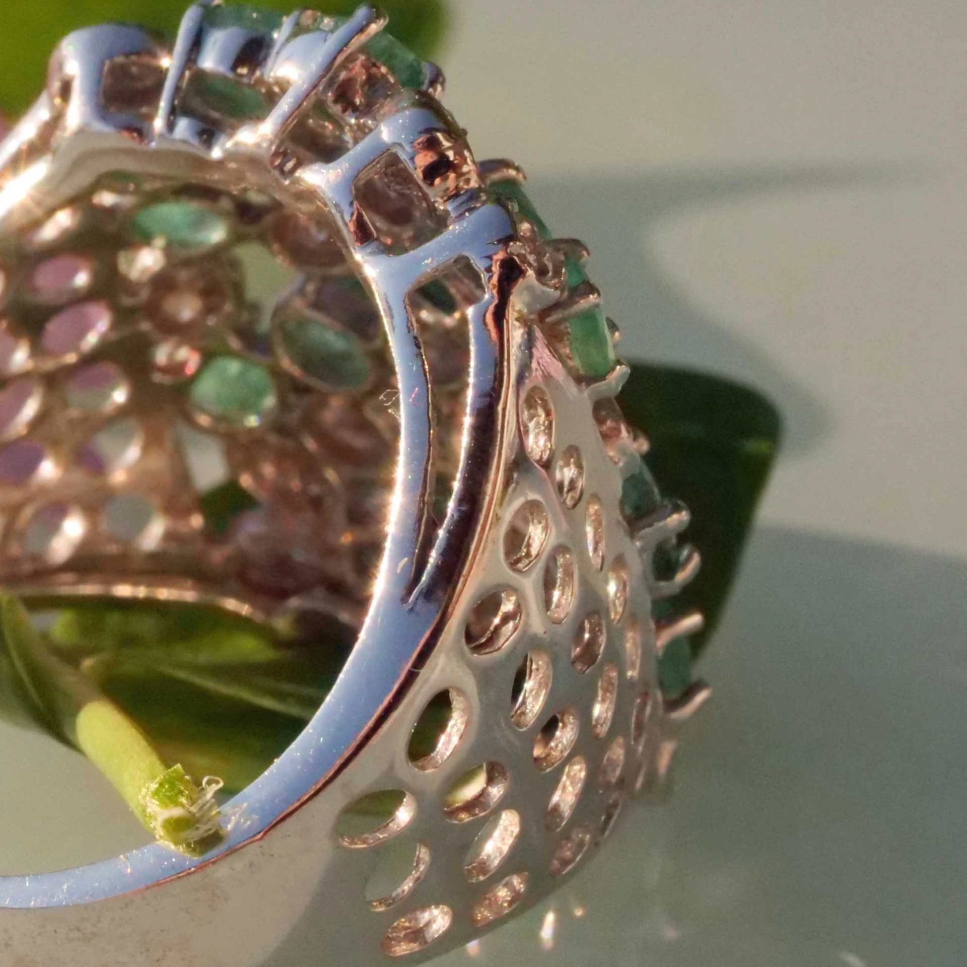 Representative Emerald Diamond Ring of a special kind 18 kt White Gold