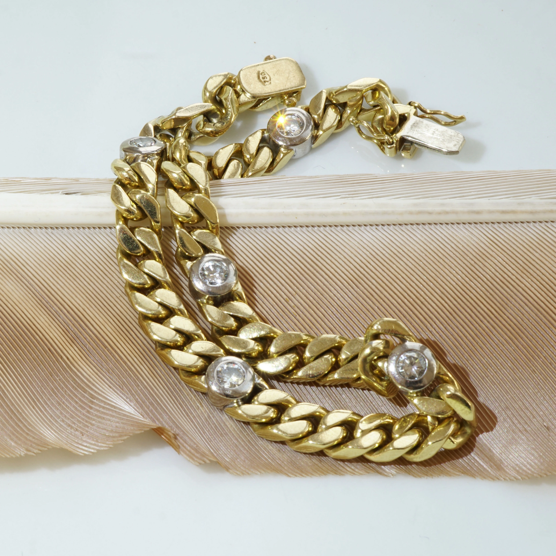Armor Bracelet with Diamond 18 kt Yellowgold and Whitegold 40 grams 0.50 ct TW VS-SI